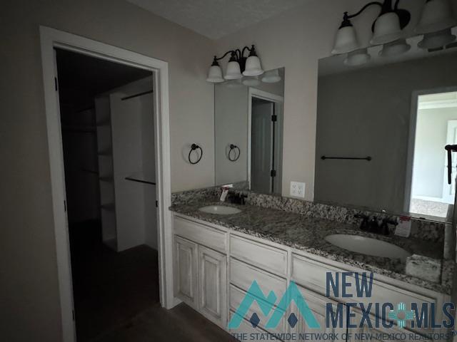 2216 Amanda Lane