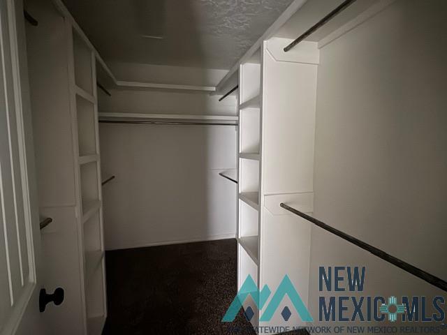 2216 Amanda Lane