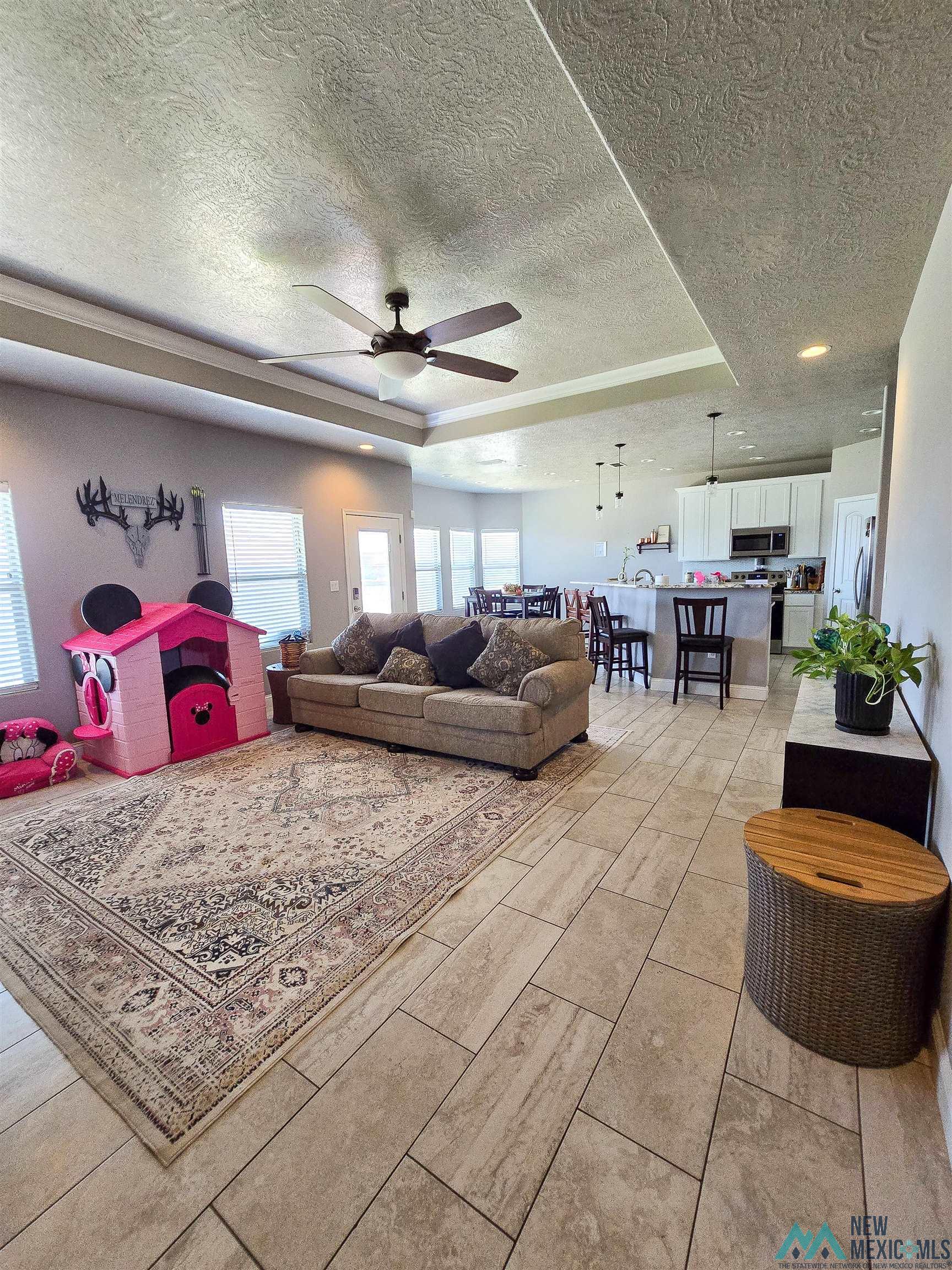 309 Nonpareil Lane, Clovis