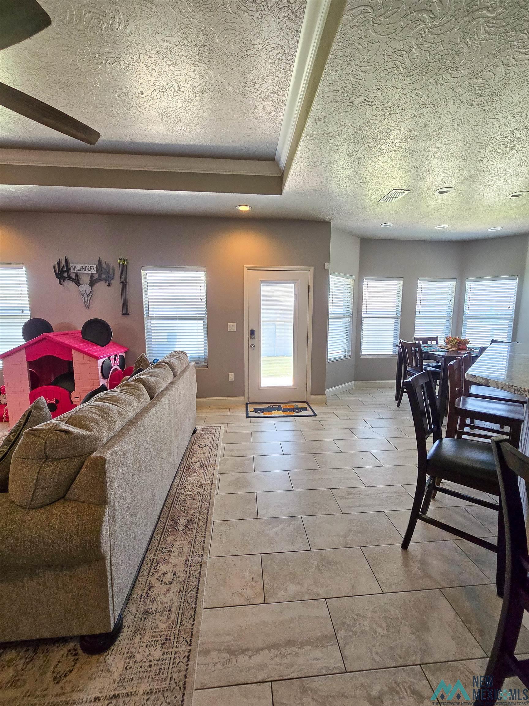 309 Nonpareil Lane, Clovis