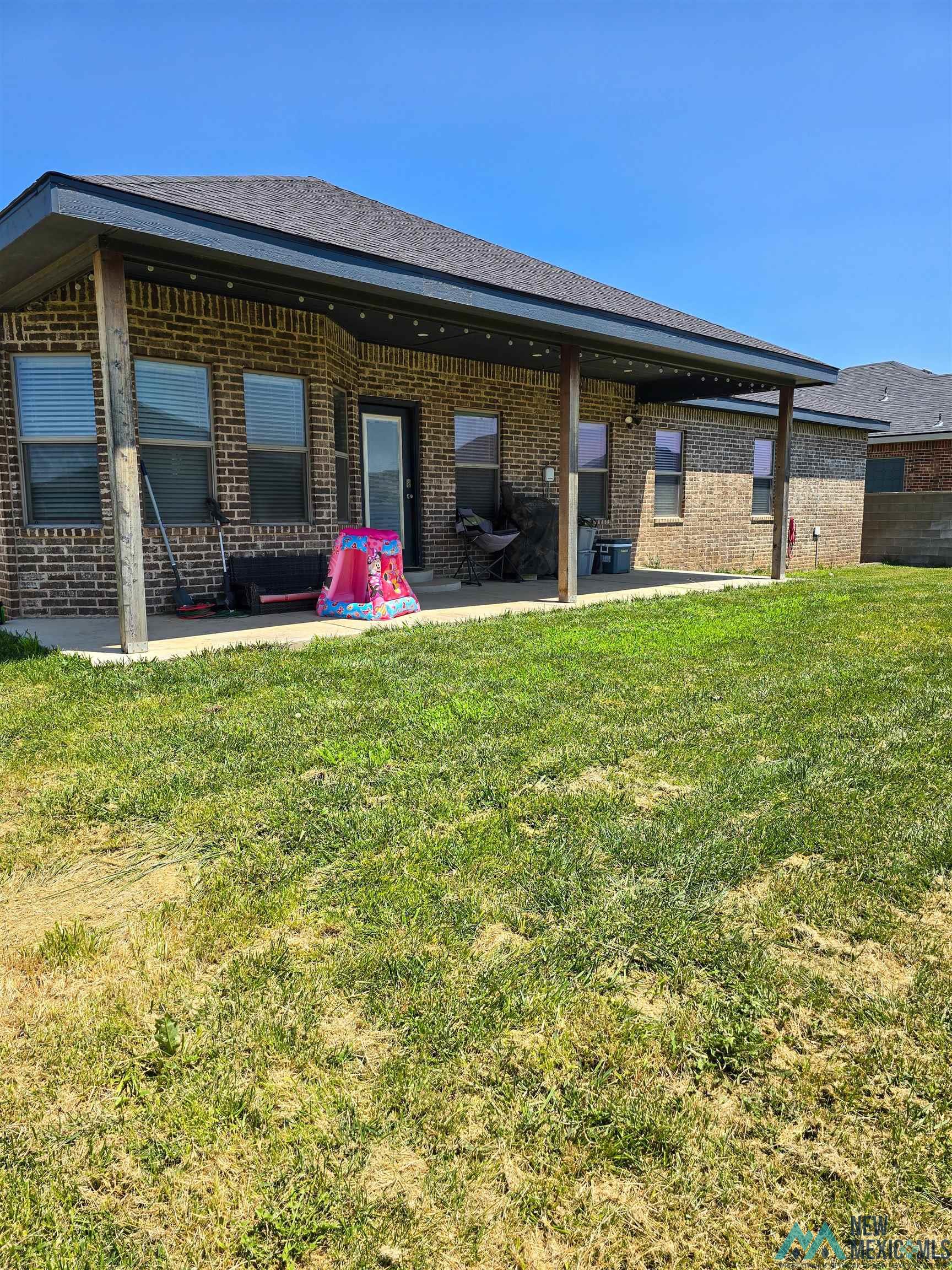 309 Nonpareil Lane, Clovis