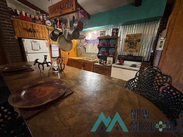 625 Curry Road H Road