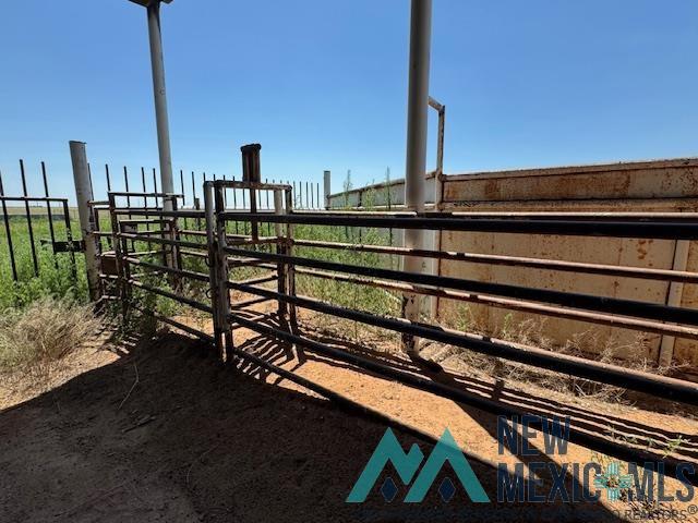 625 Curry Road H Road