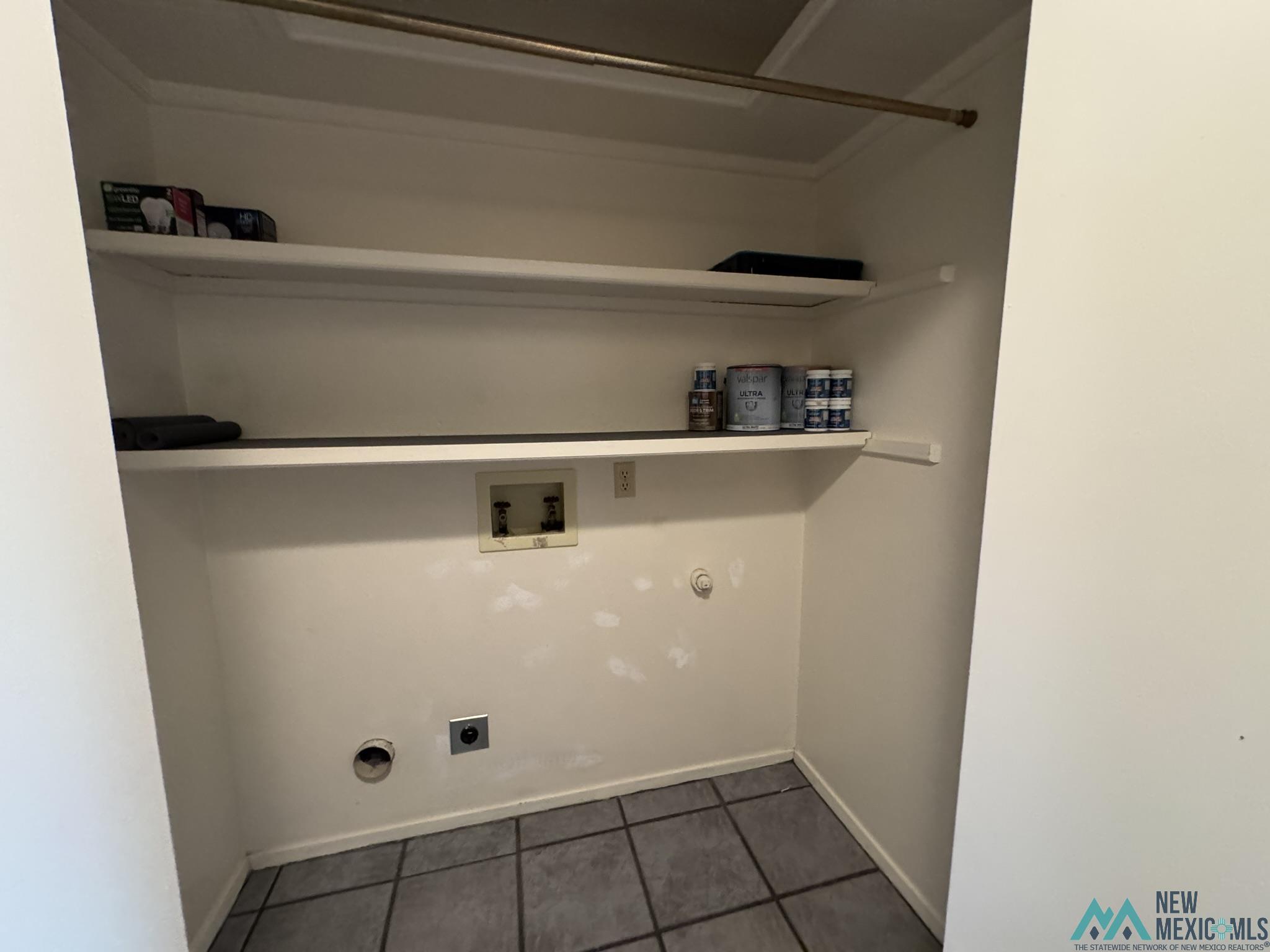 220 Lakeview Drive