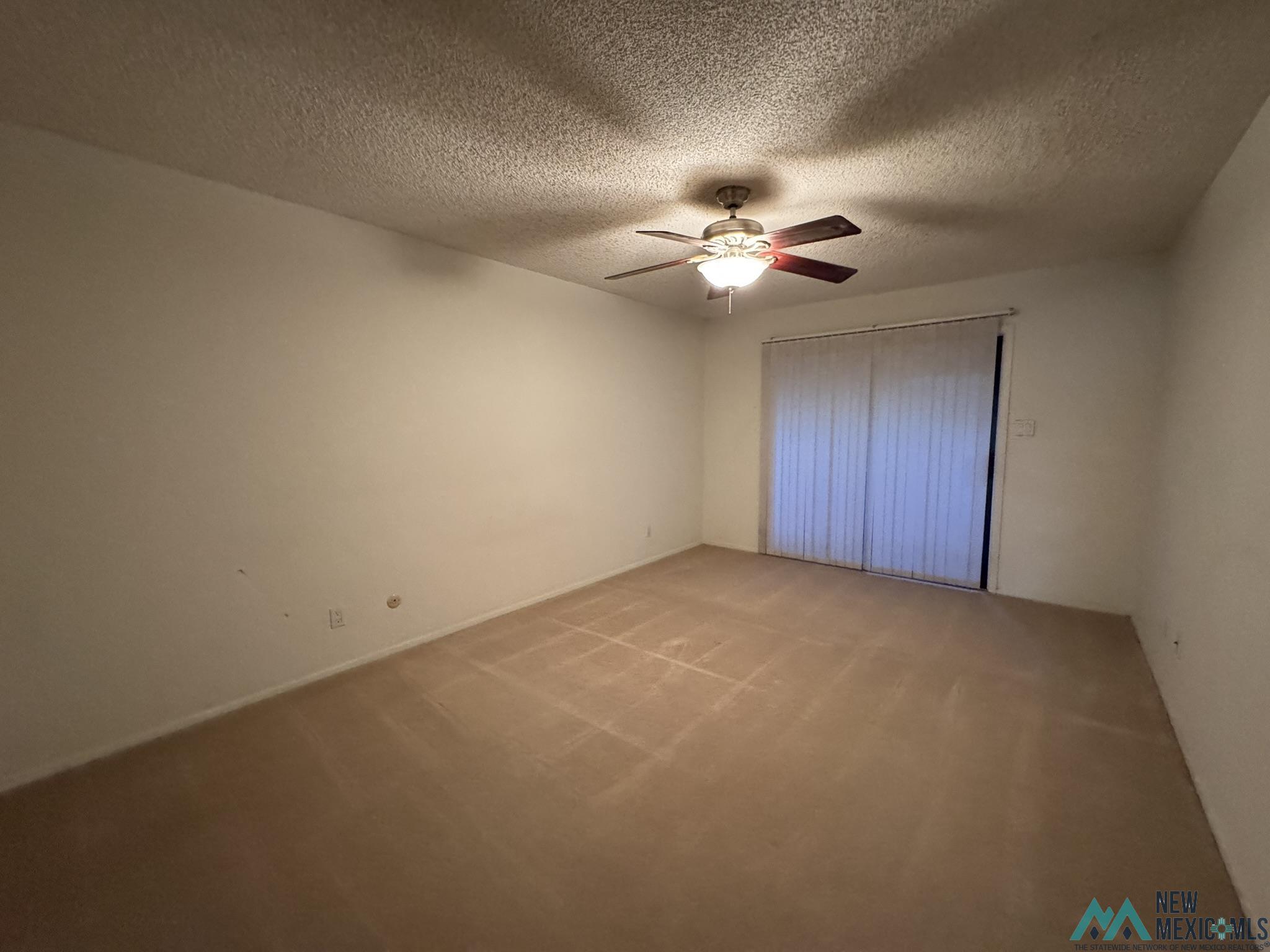 220 Lakeview Drive