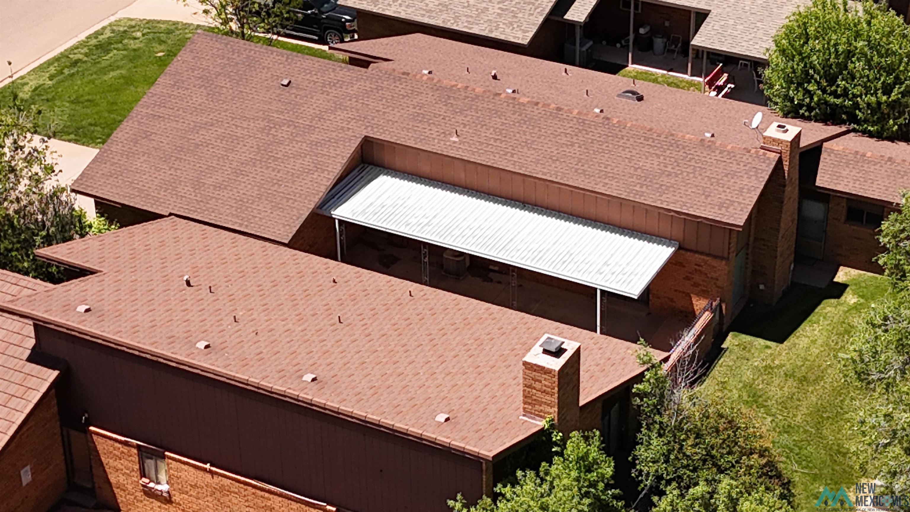 220 Lakeview Drive