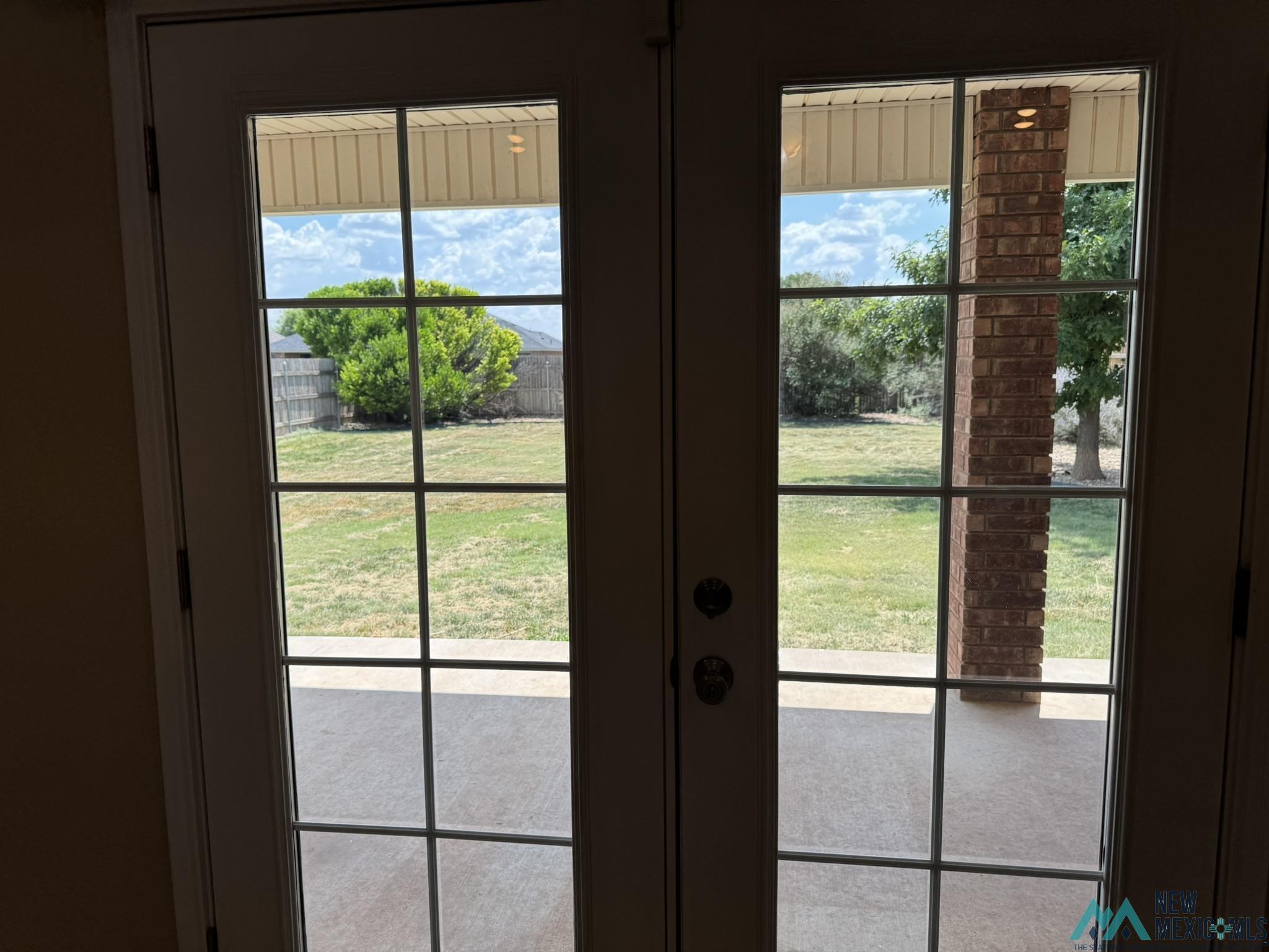 2401 Flagstone Drive