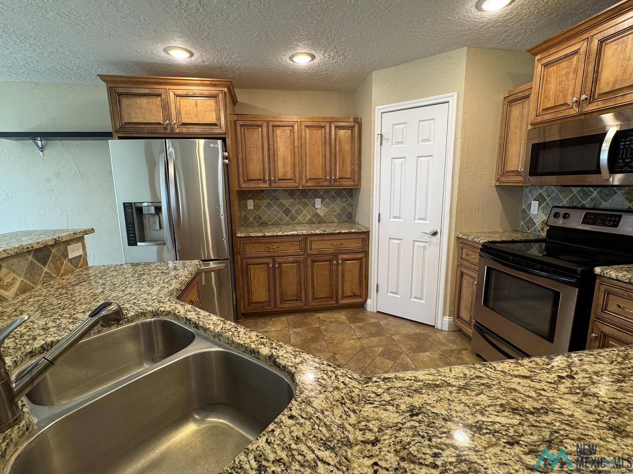 2401 Flagstone Drive