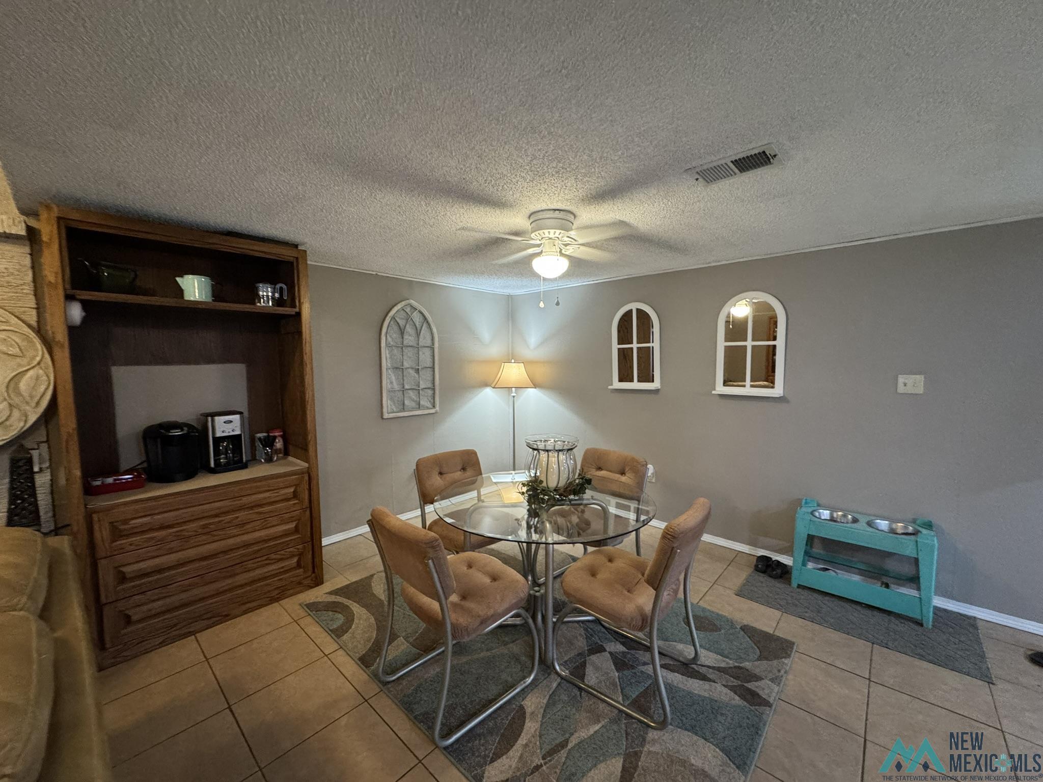 1605 E Hammett Road