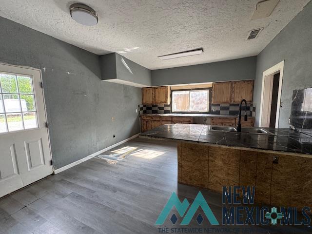 520 S Avenue B Avenue