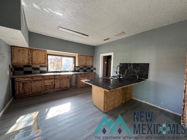 520 S Avenue B Avenue