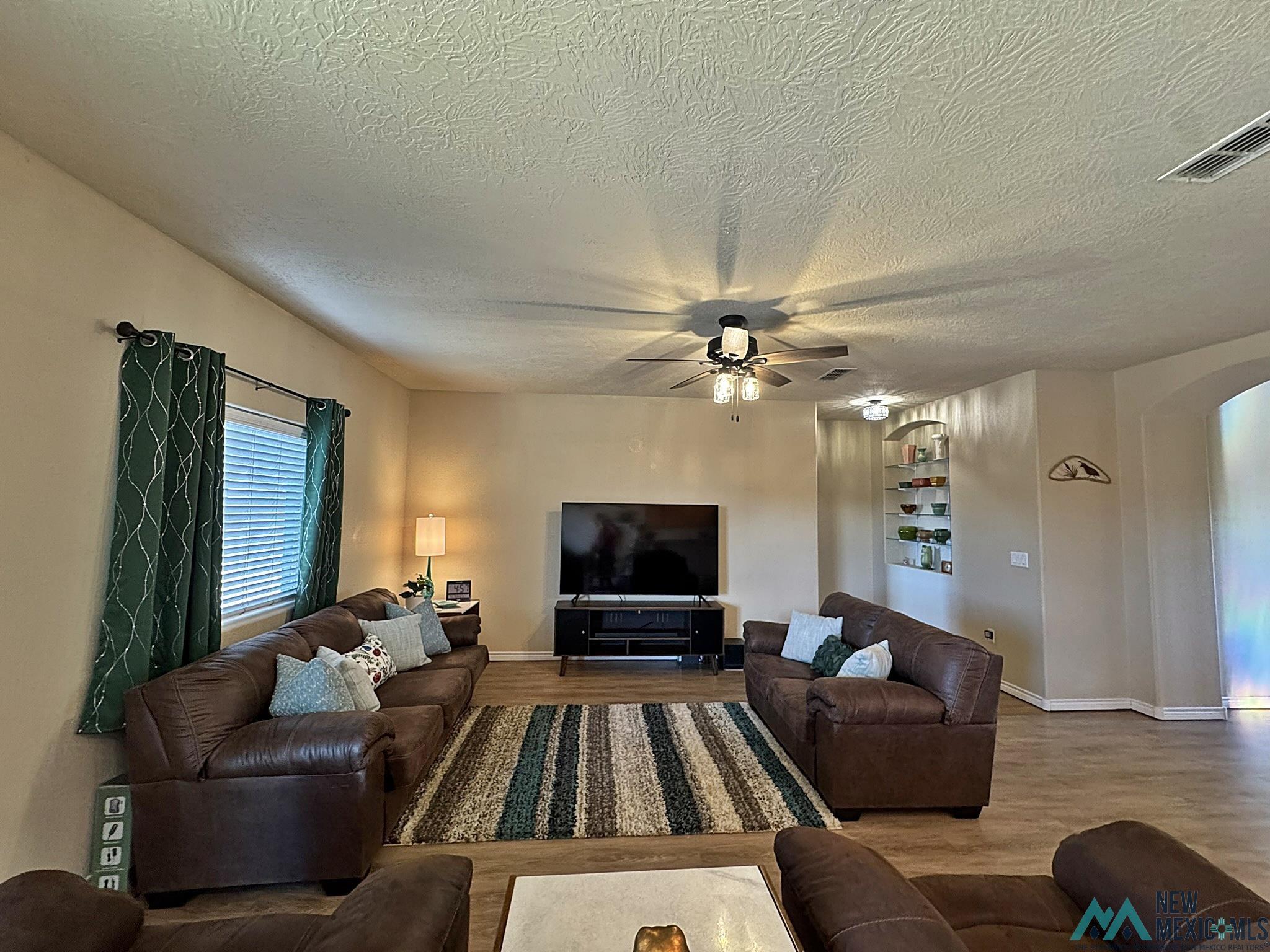 2724 Hammond Boulevard