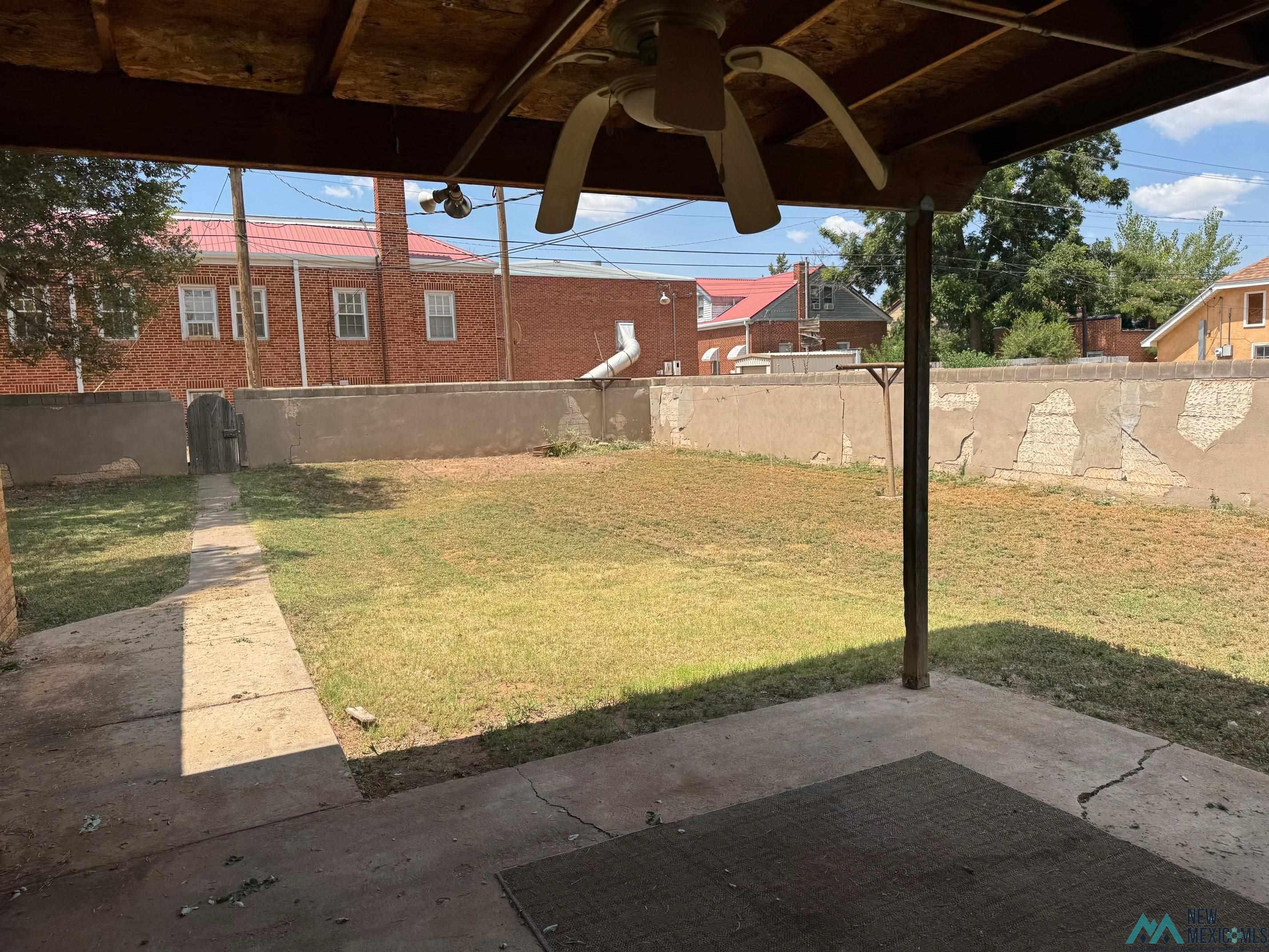 1104 Gidding Street