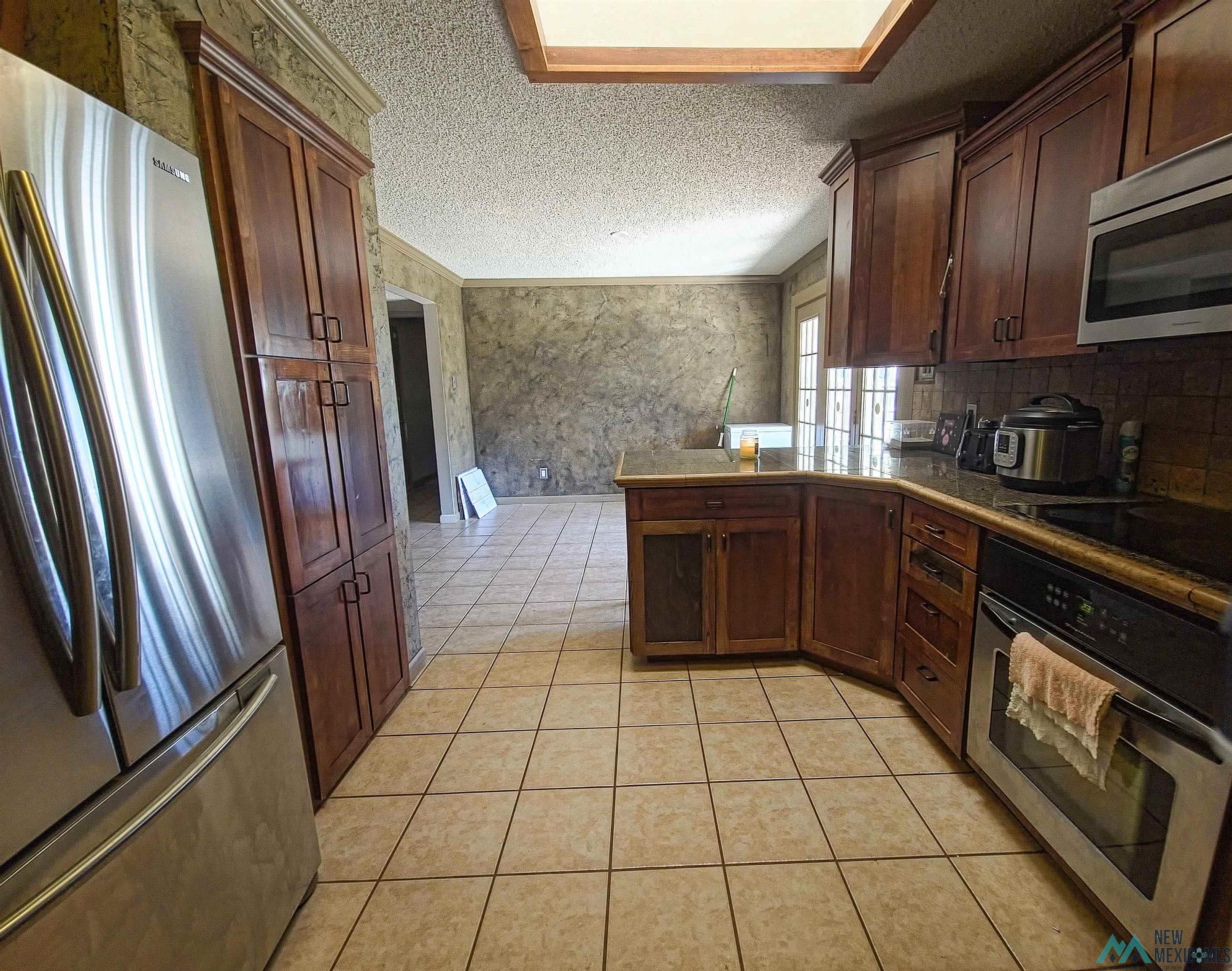 1209 Parkland Drive, Clovis