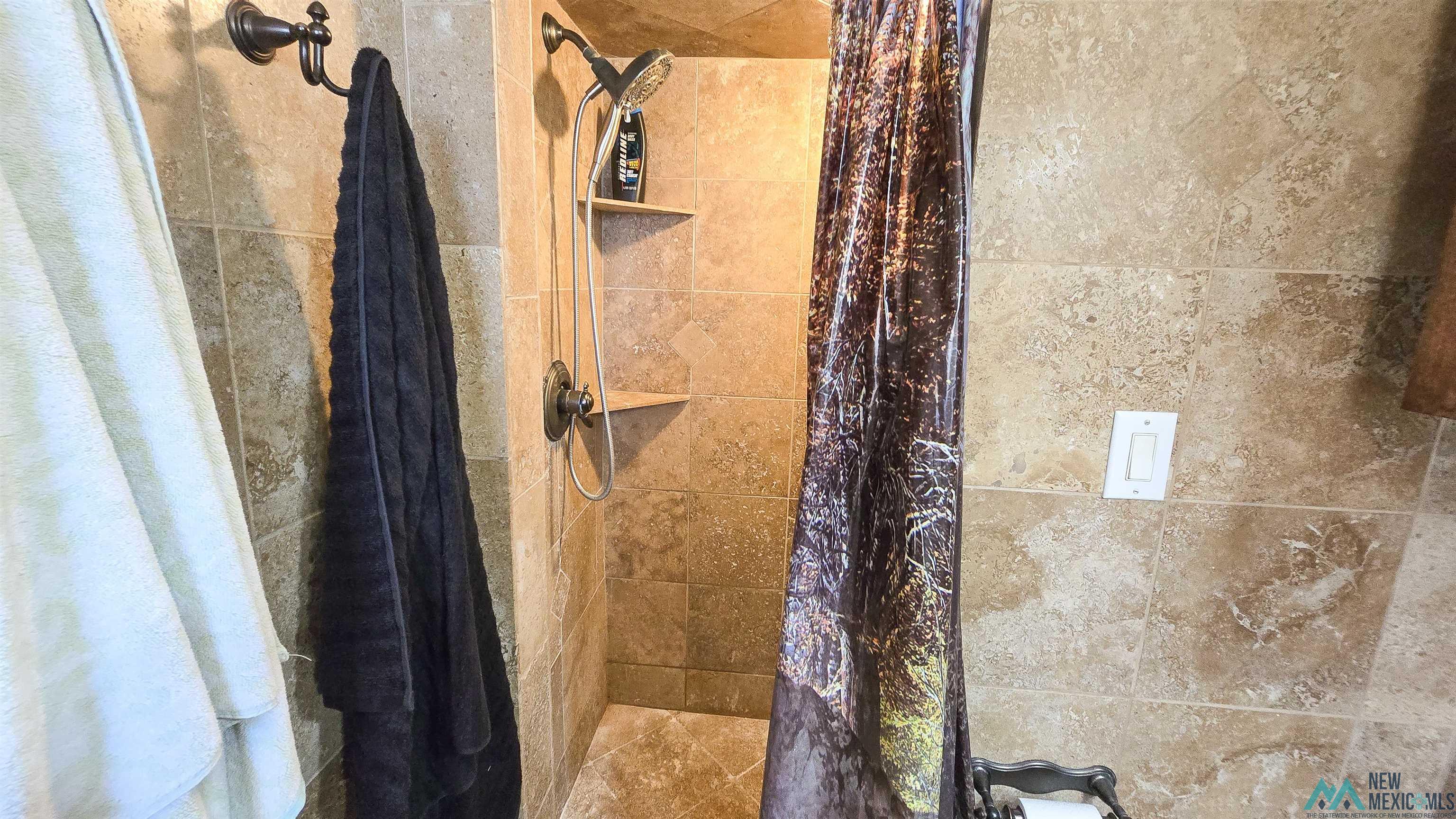 1209 Parkland Drive, Clovis