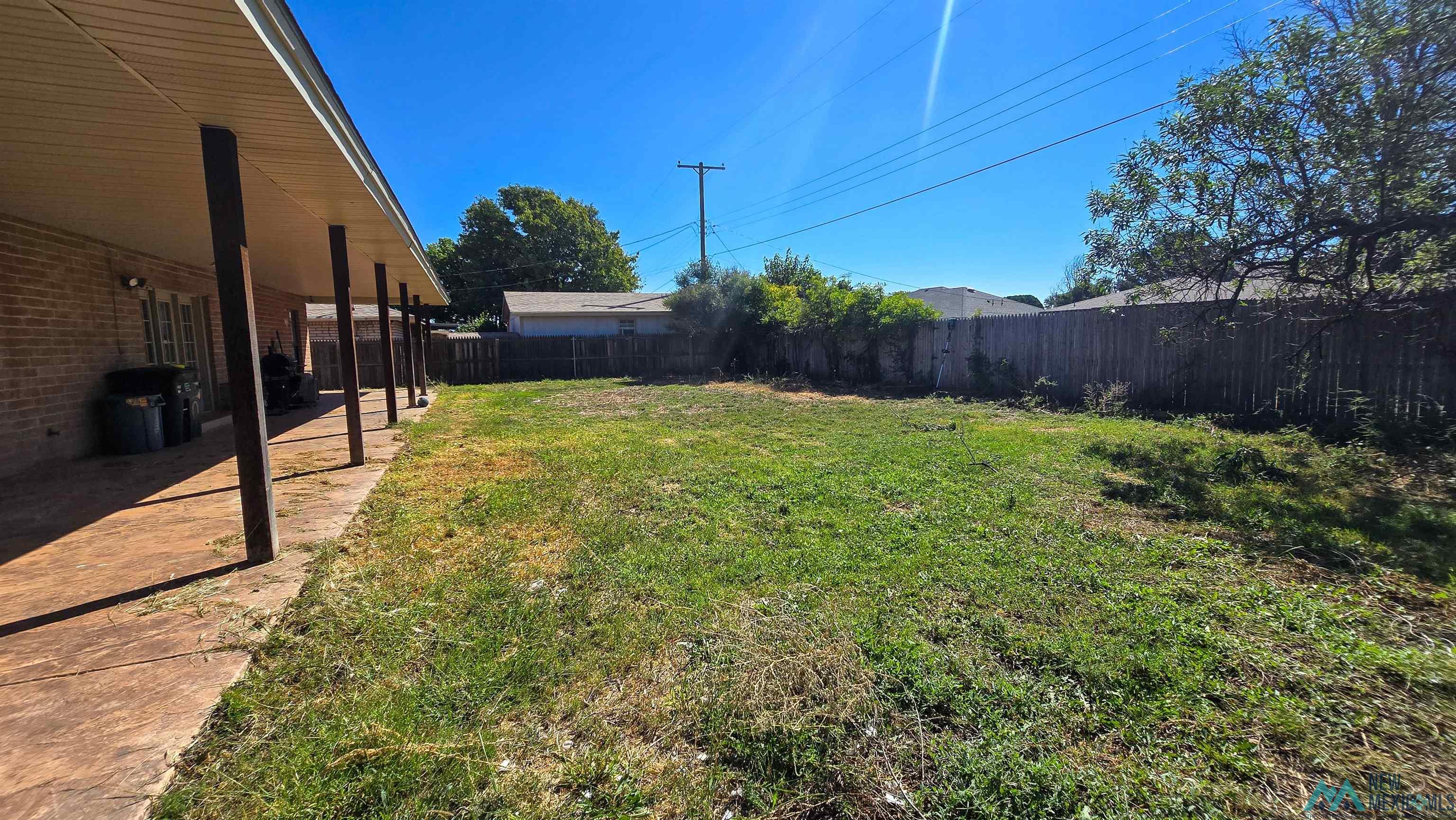 1209 Parkland Drive, Clovis