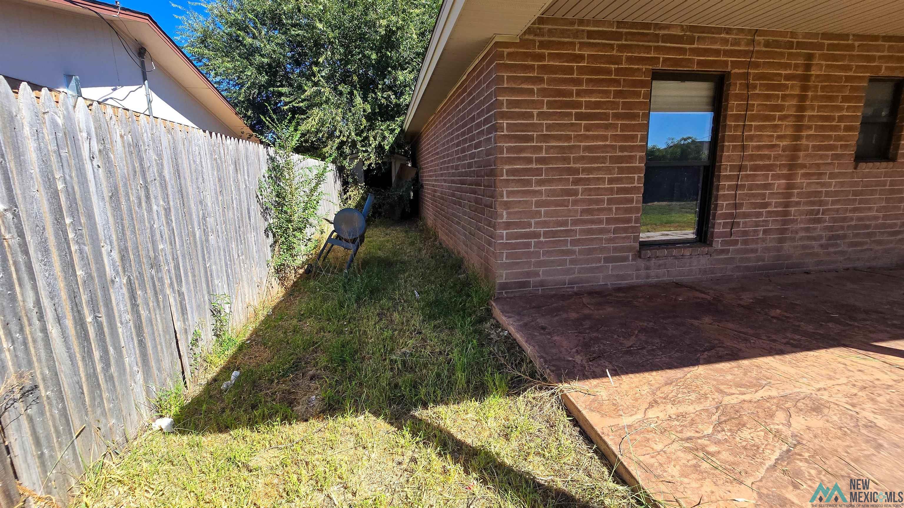 1209 Parkland Drive, Clovis