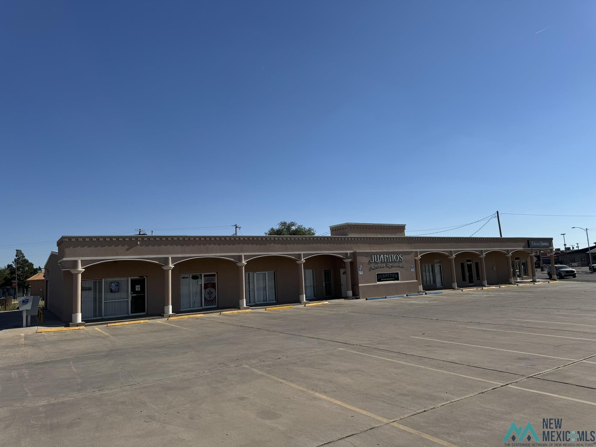 805-819 S Avenue C Place