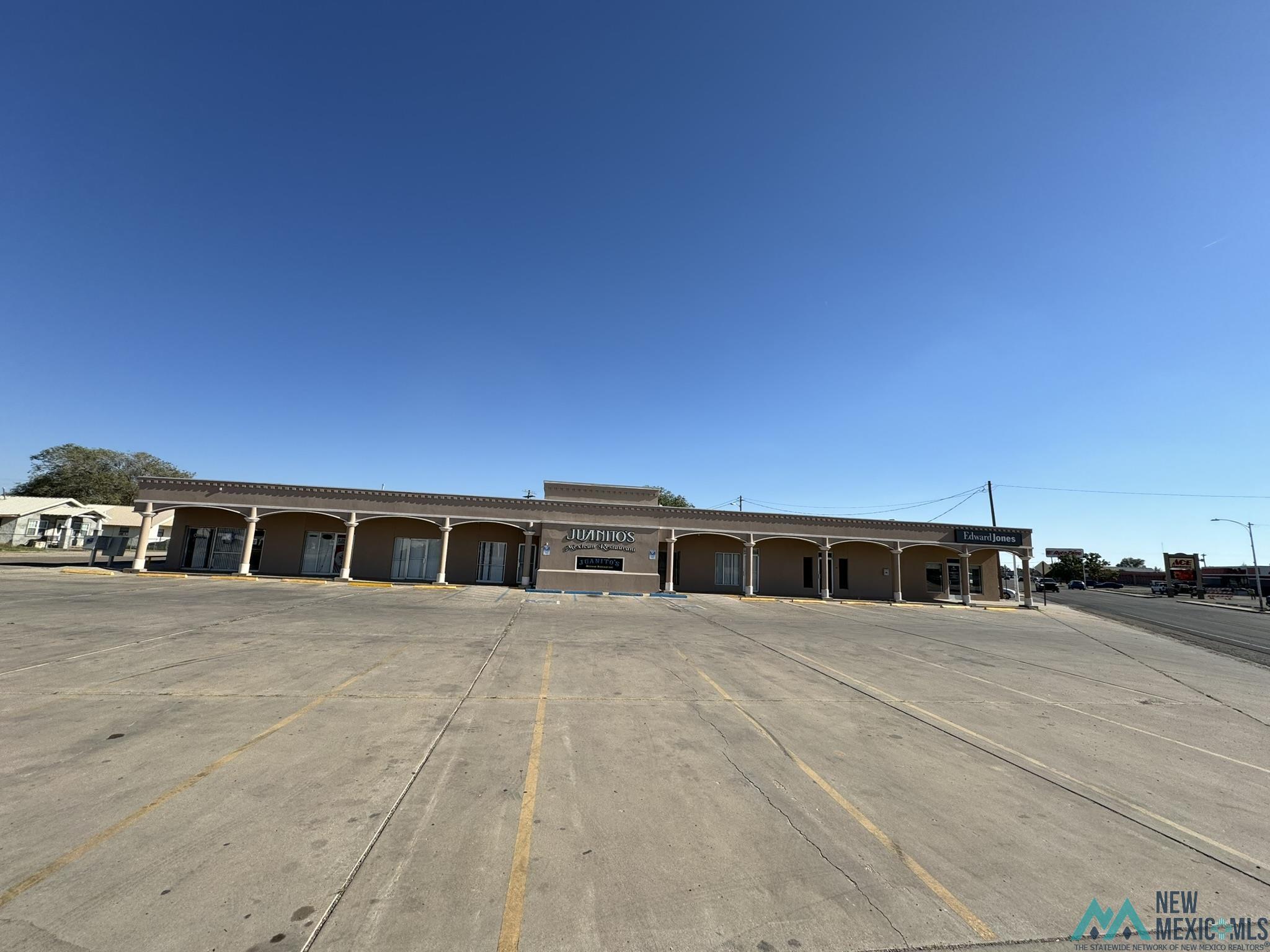 805-819 S Avenue C Place