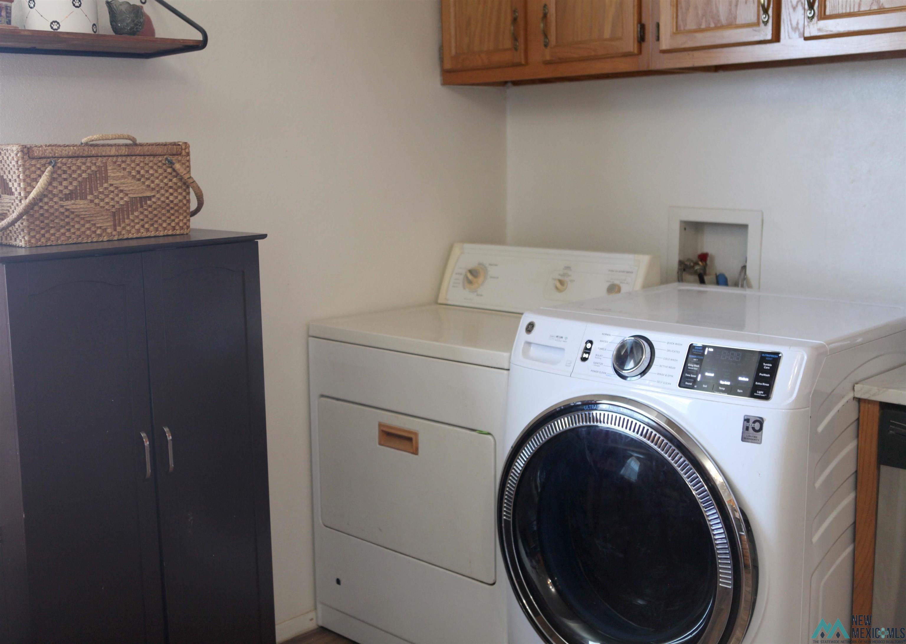 416 W Tierra Blanca Street, Clovis