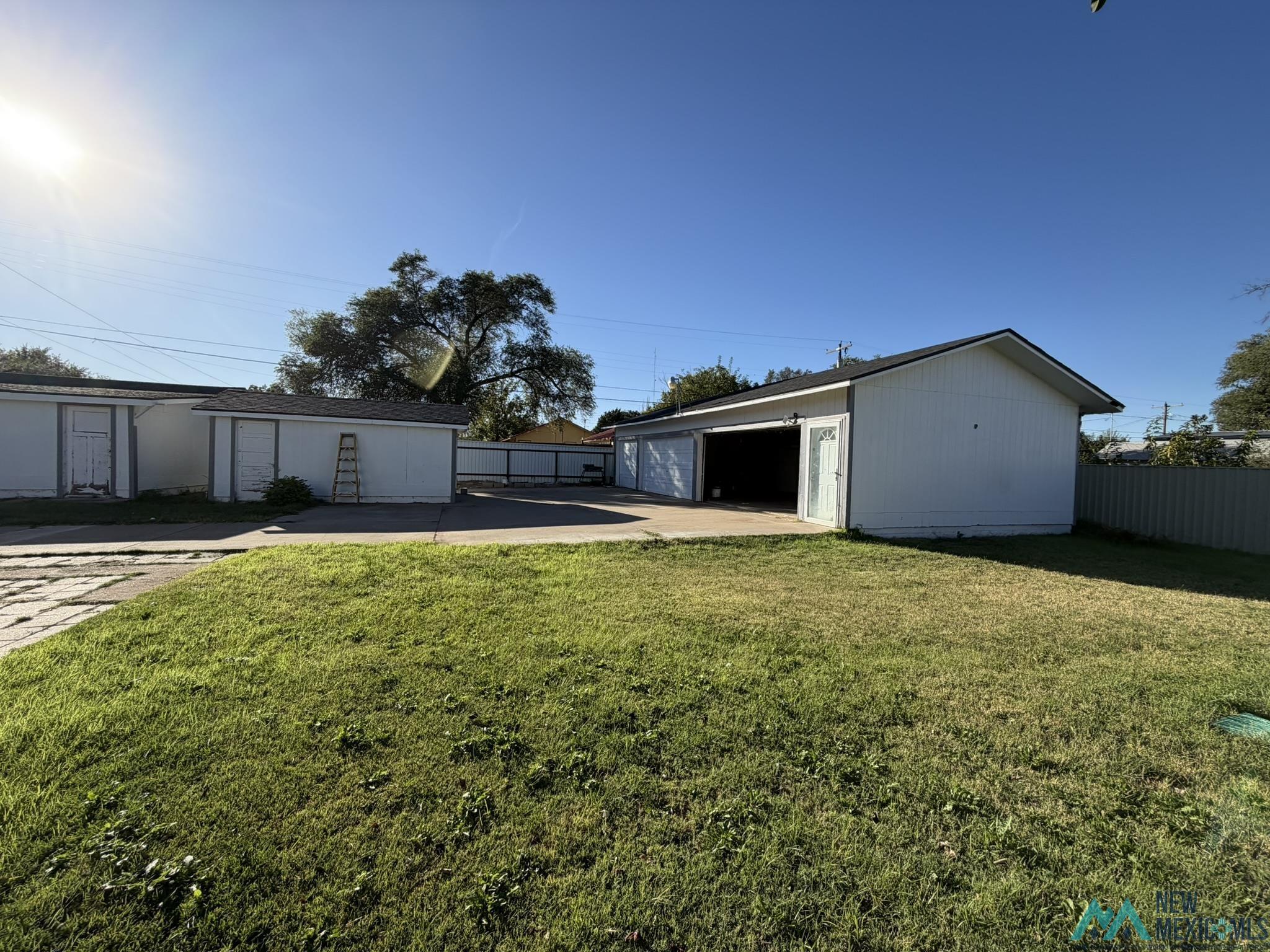 1600 Wallace Street, Clovis