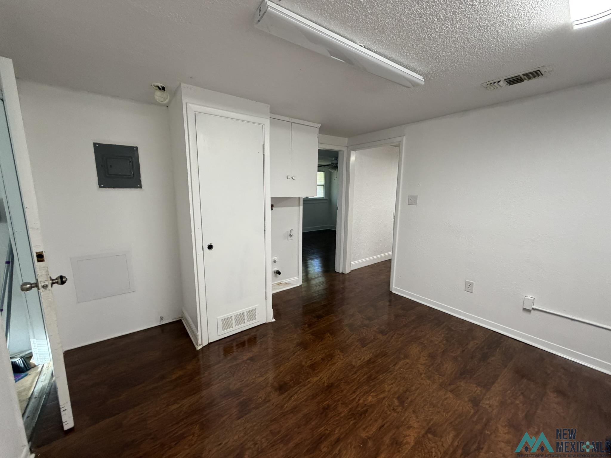 1600 Wallace Street, Clovis