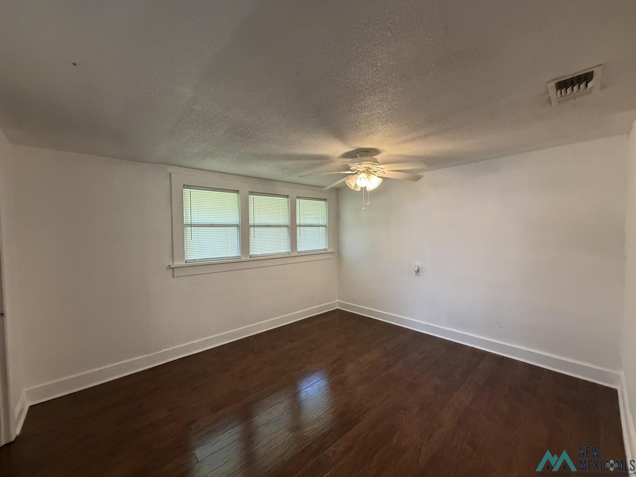 1600 Wallace Street, Clovis