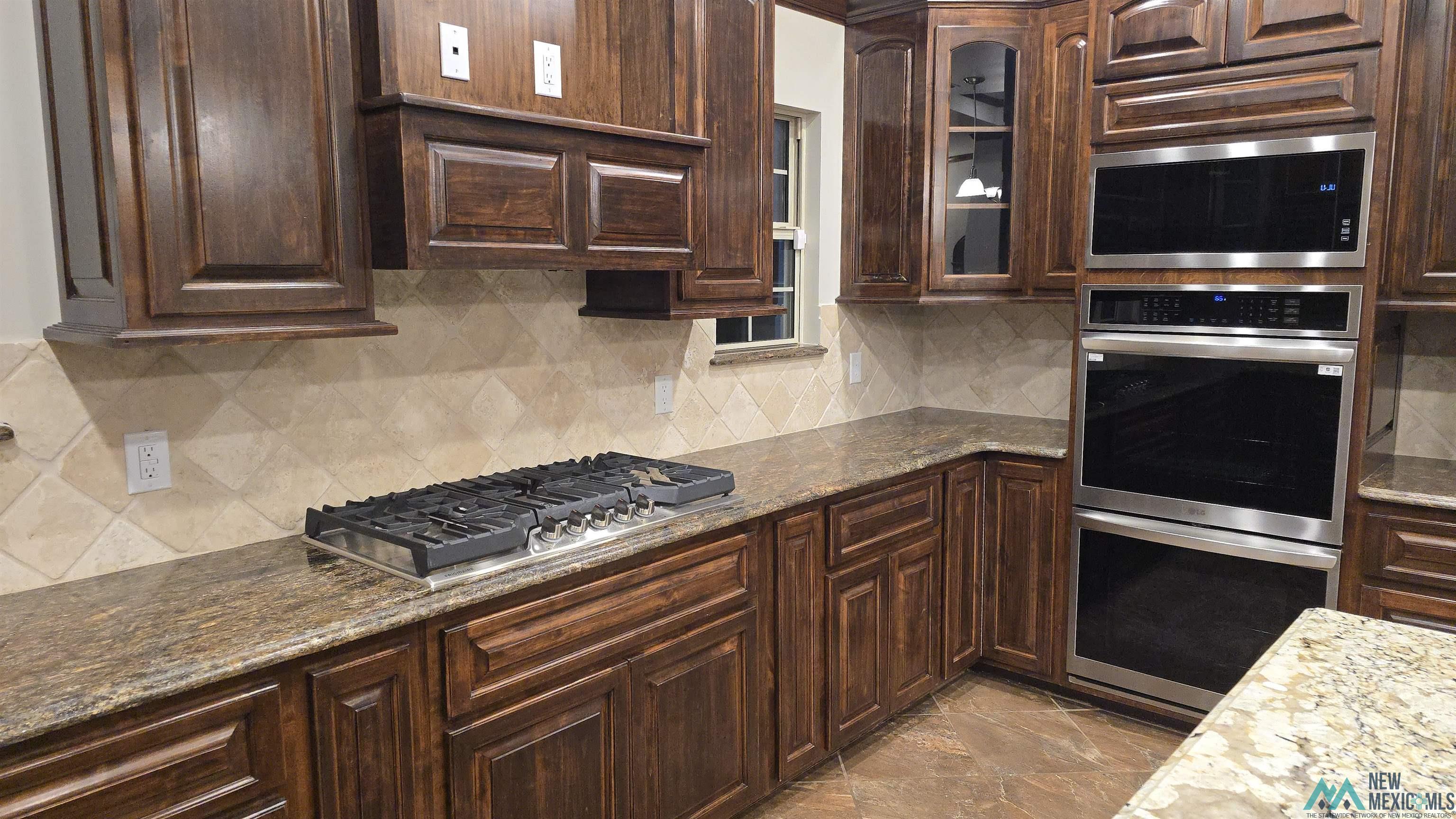 113 Colonial Estates Parkway