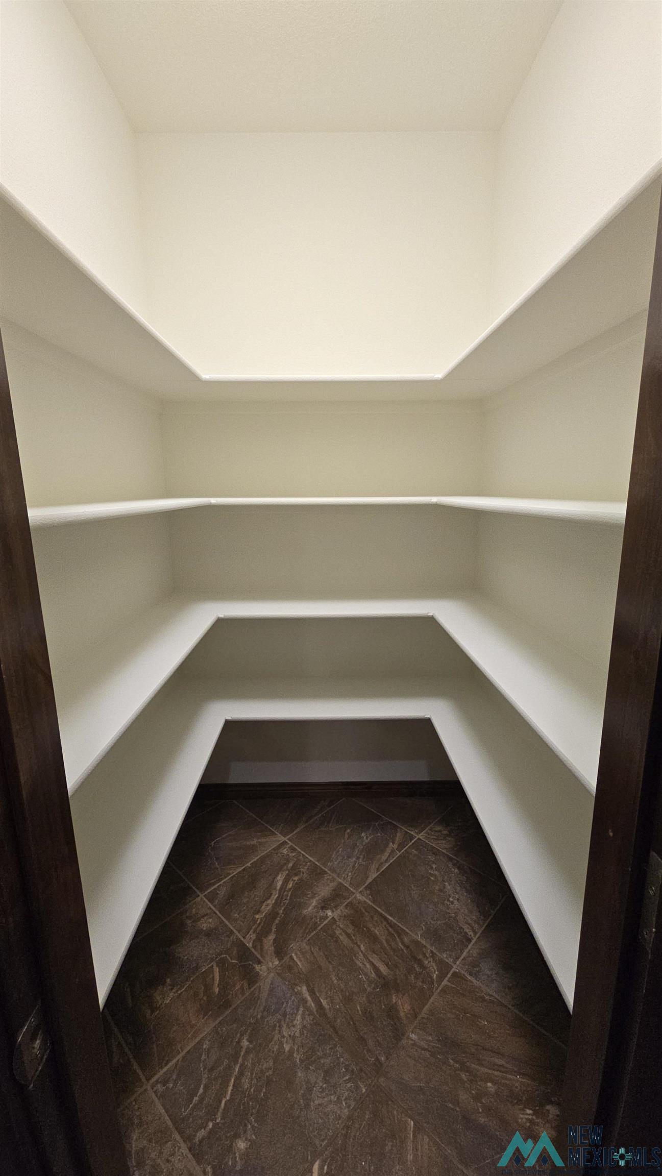 113 Colonial Estates Parkway