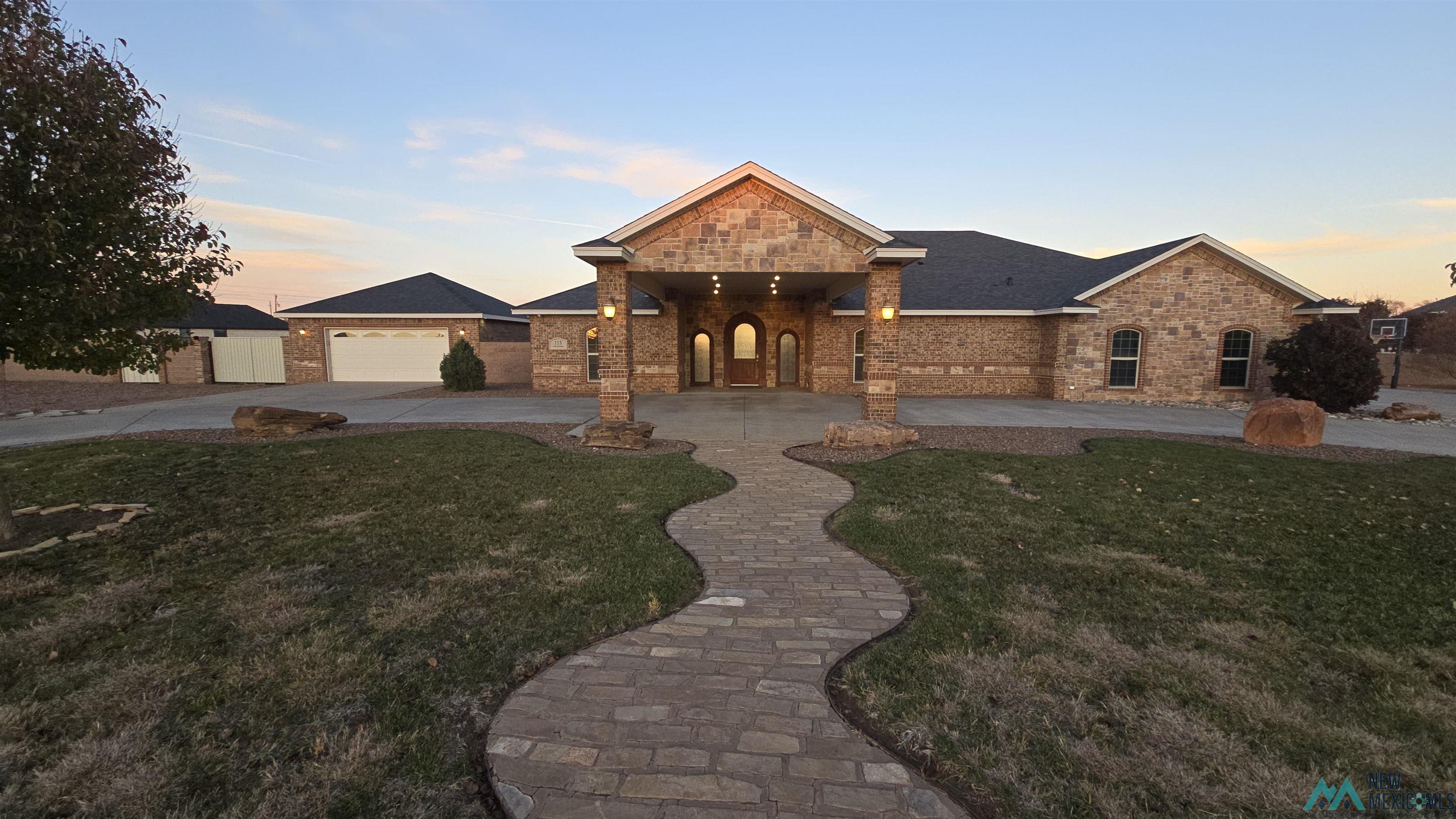 113 Colonial Estates Parkway