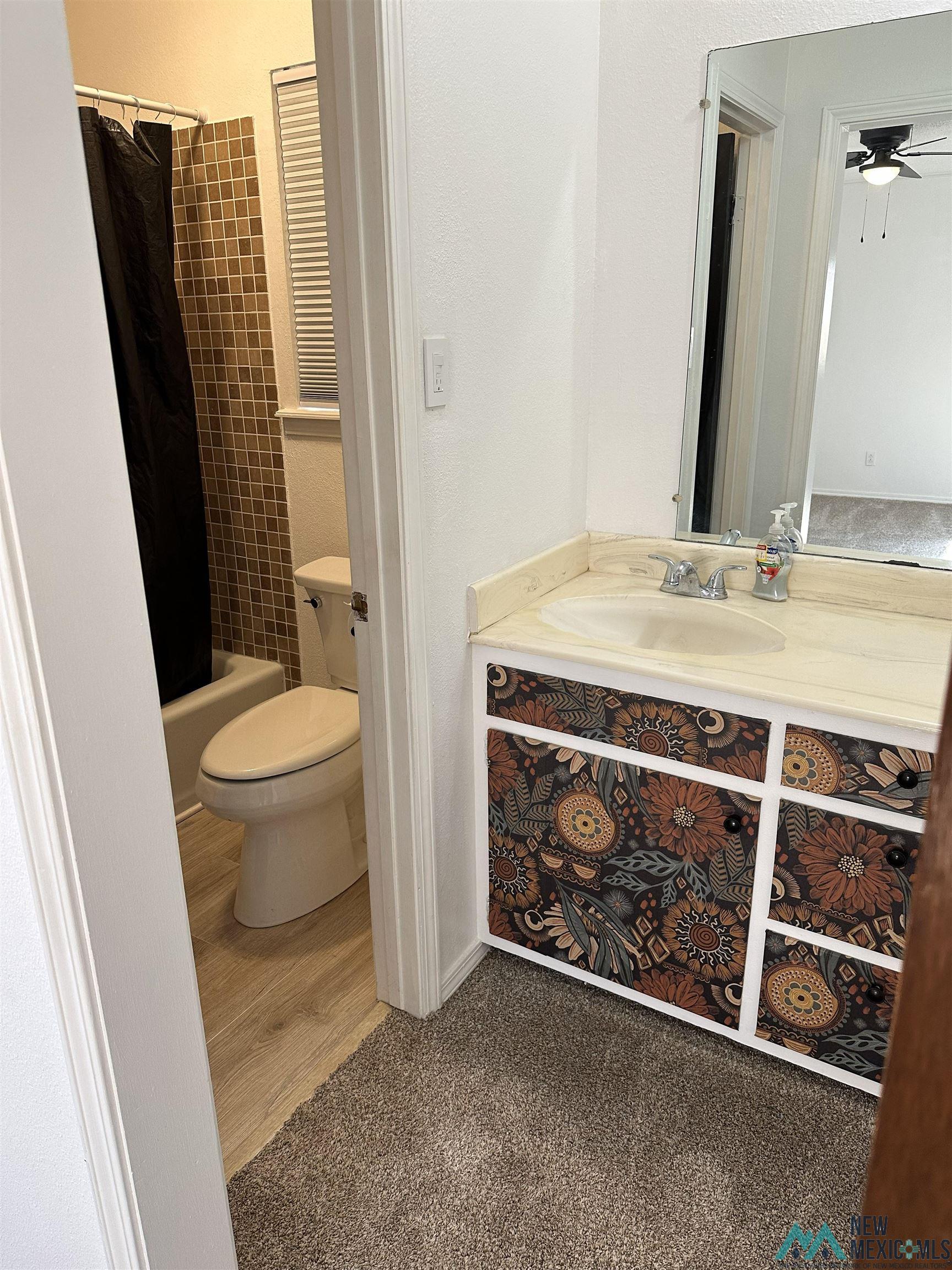 426 W Mesa Vista Street