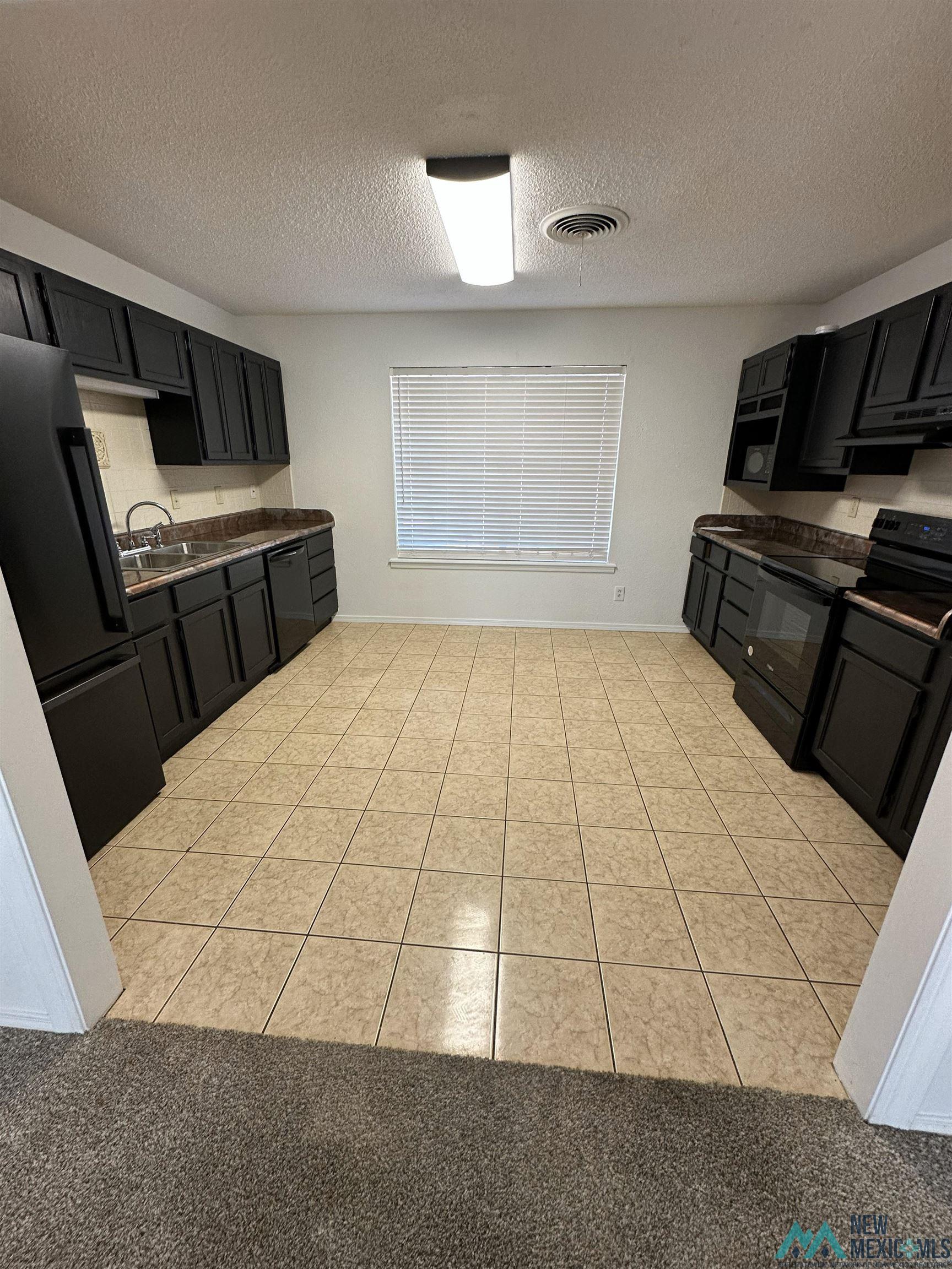 426 W Mesa Vista Street