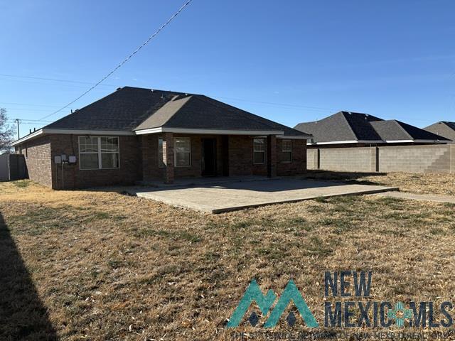 2200 W University