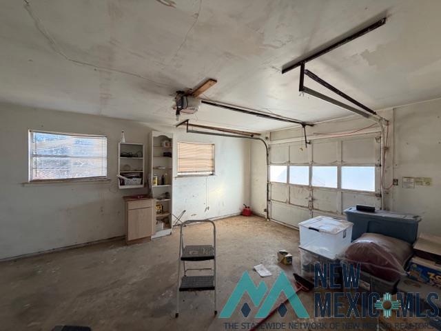 704 W Laguna Drive