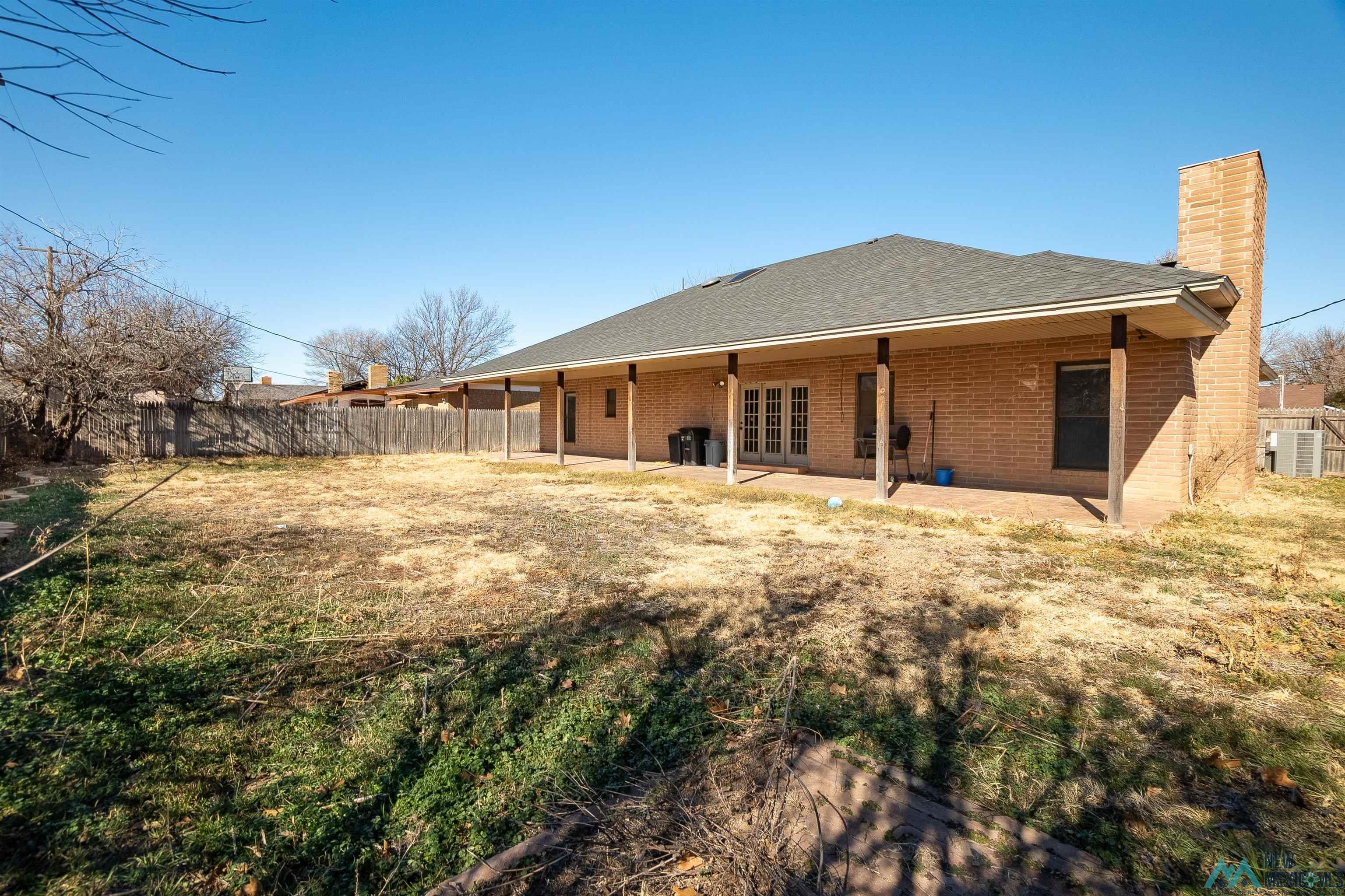 1209 Parkland Drive