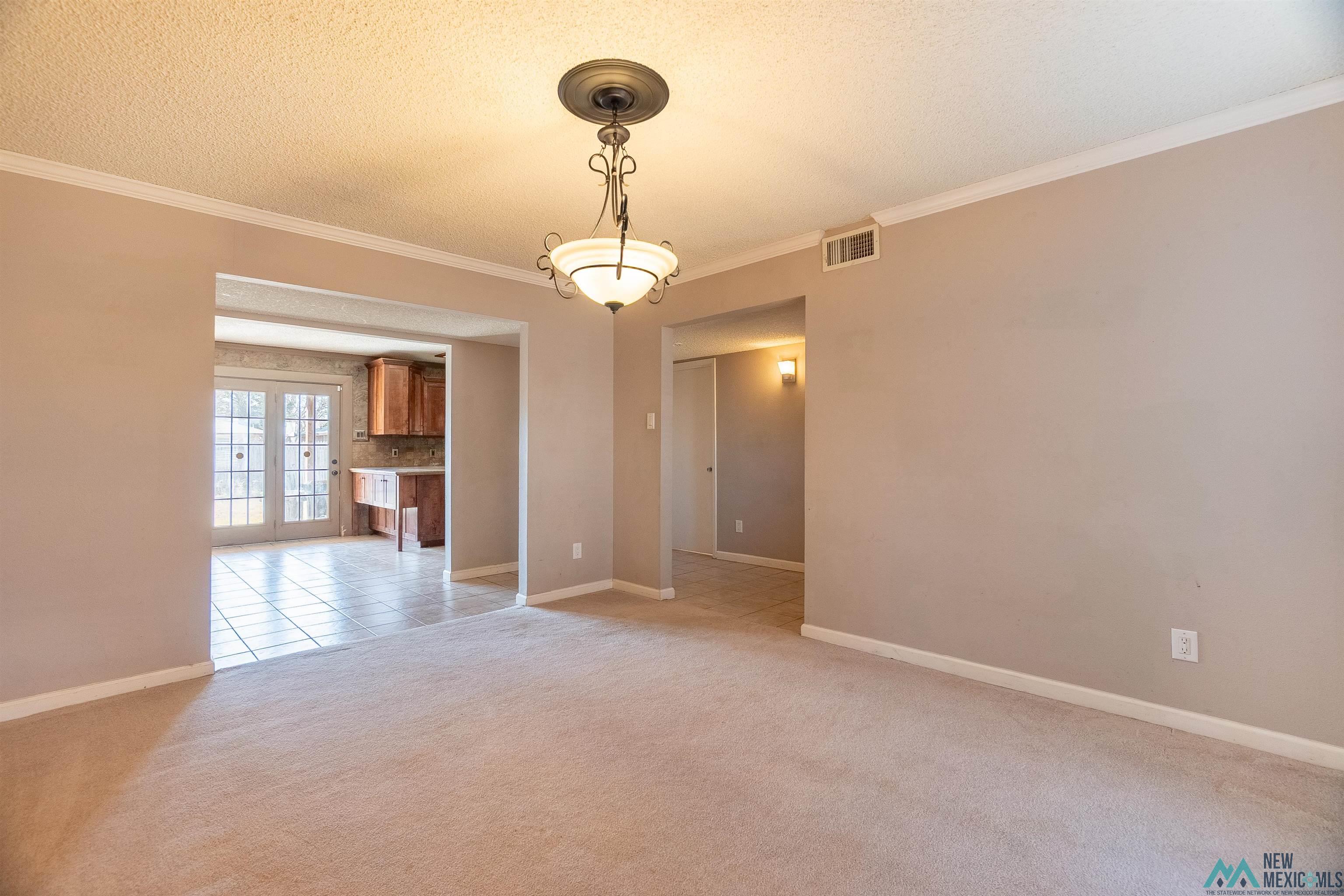 1209 Parkland Drive