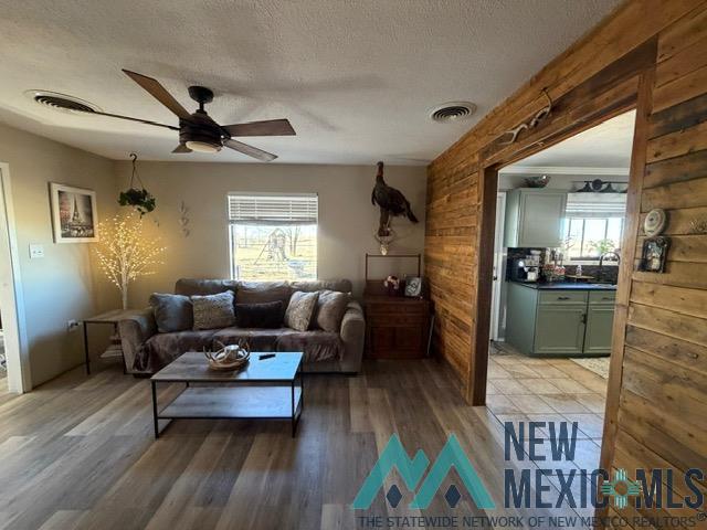 1624 State Road 311 Road