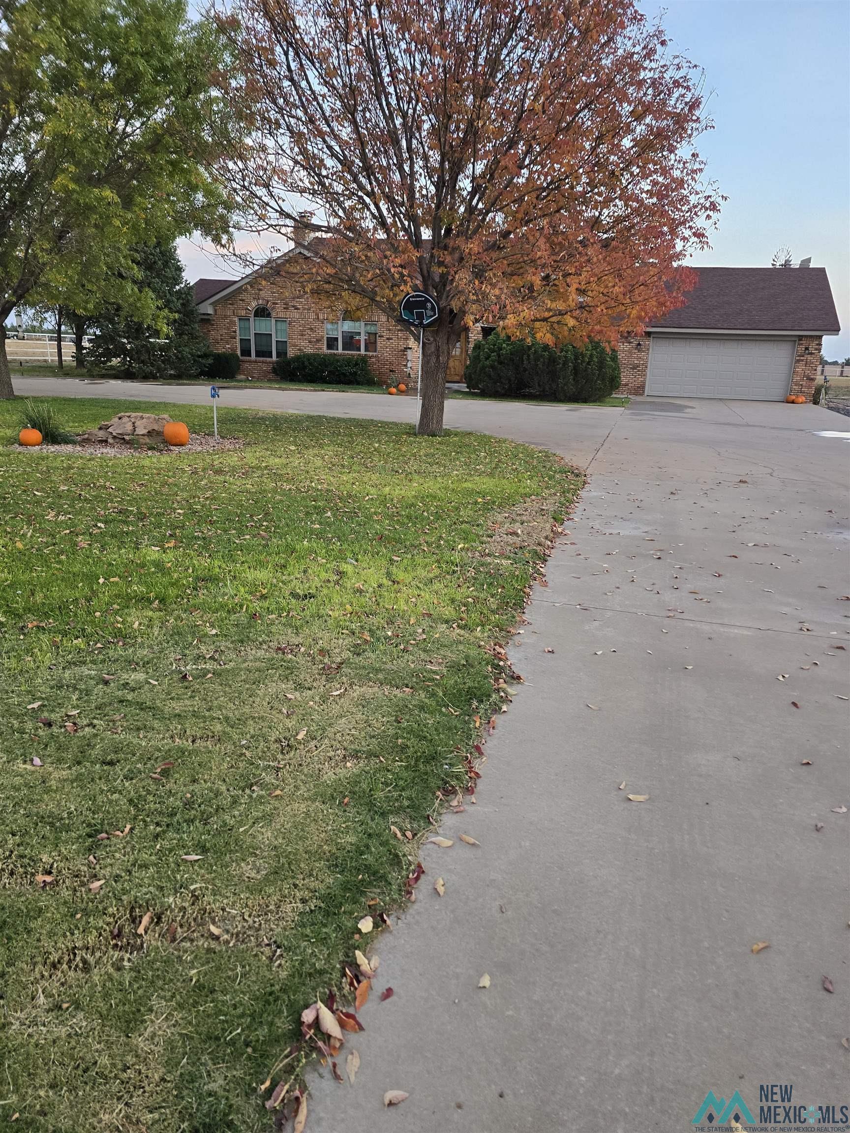 909 State Road 77 Road