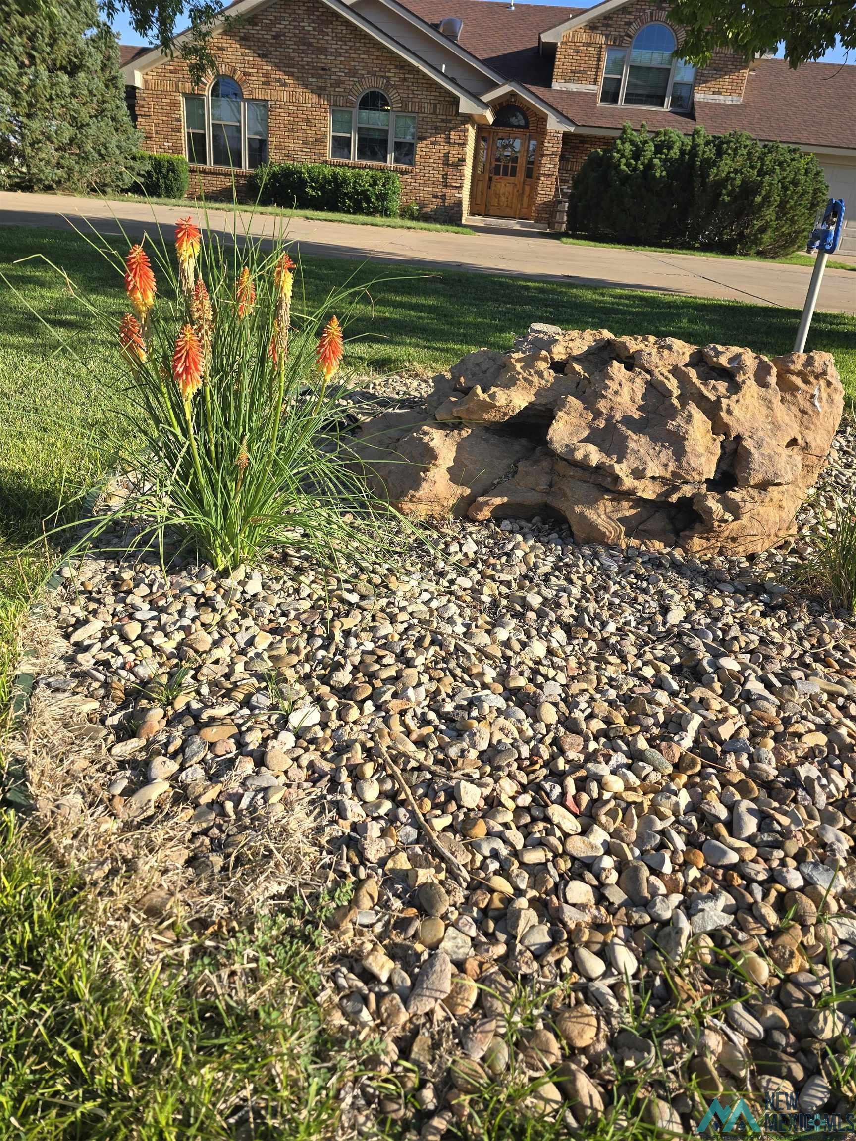 909 State Road 77 Road