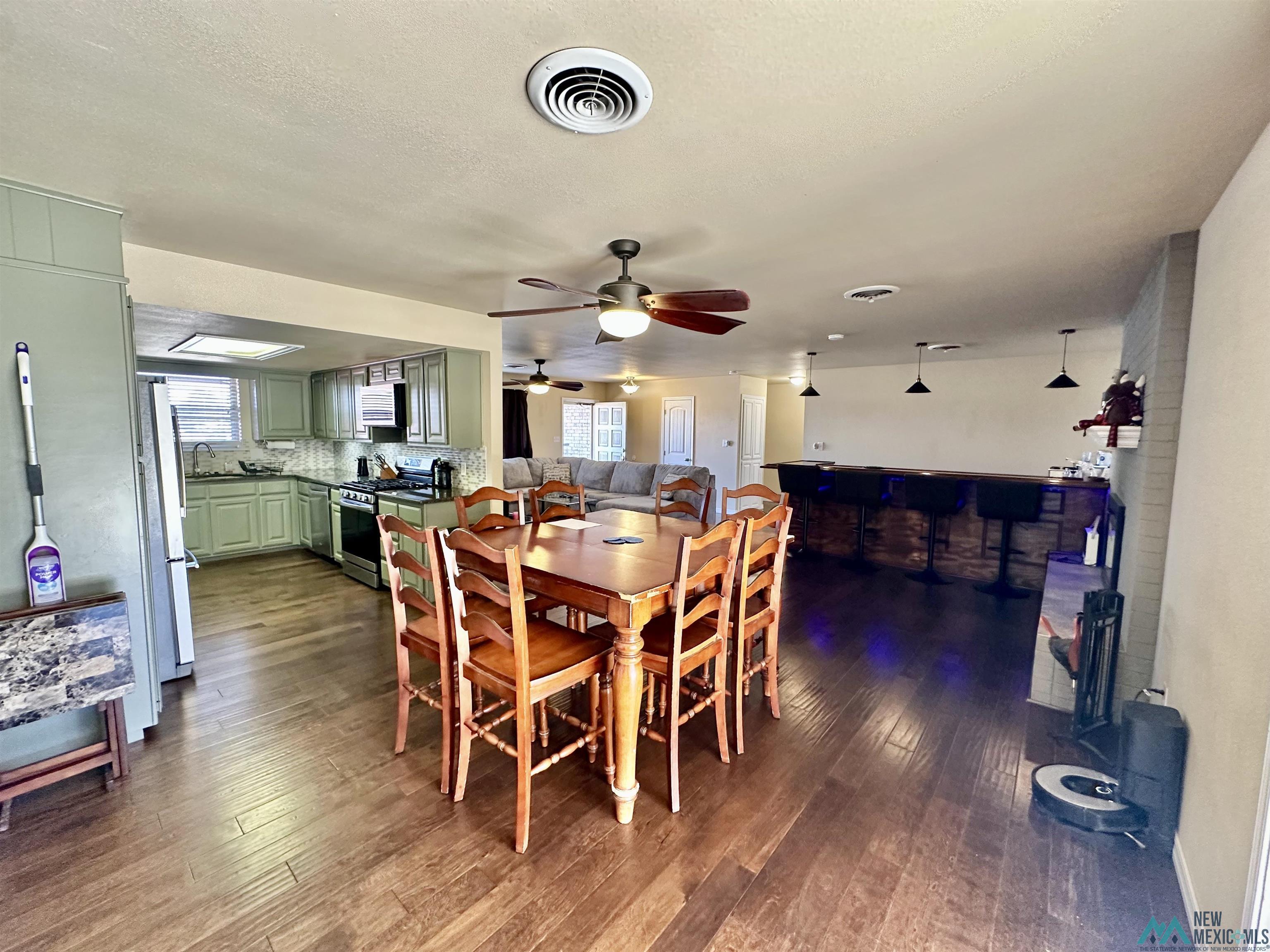 1109 Lexington Road