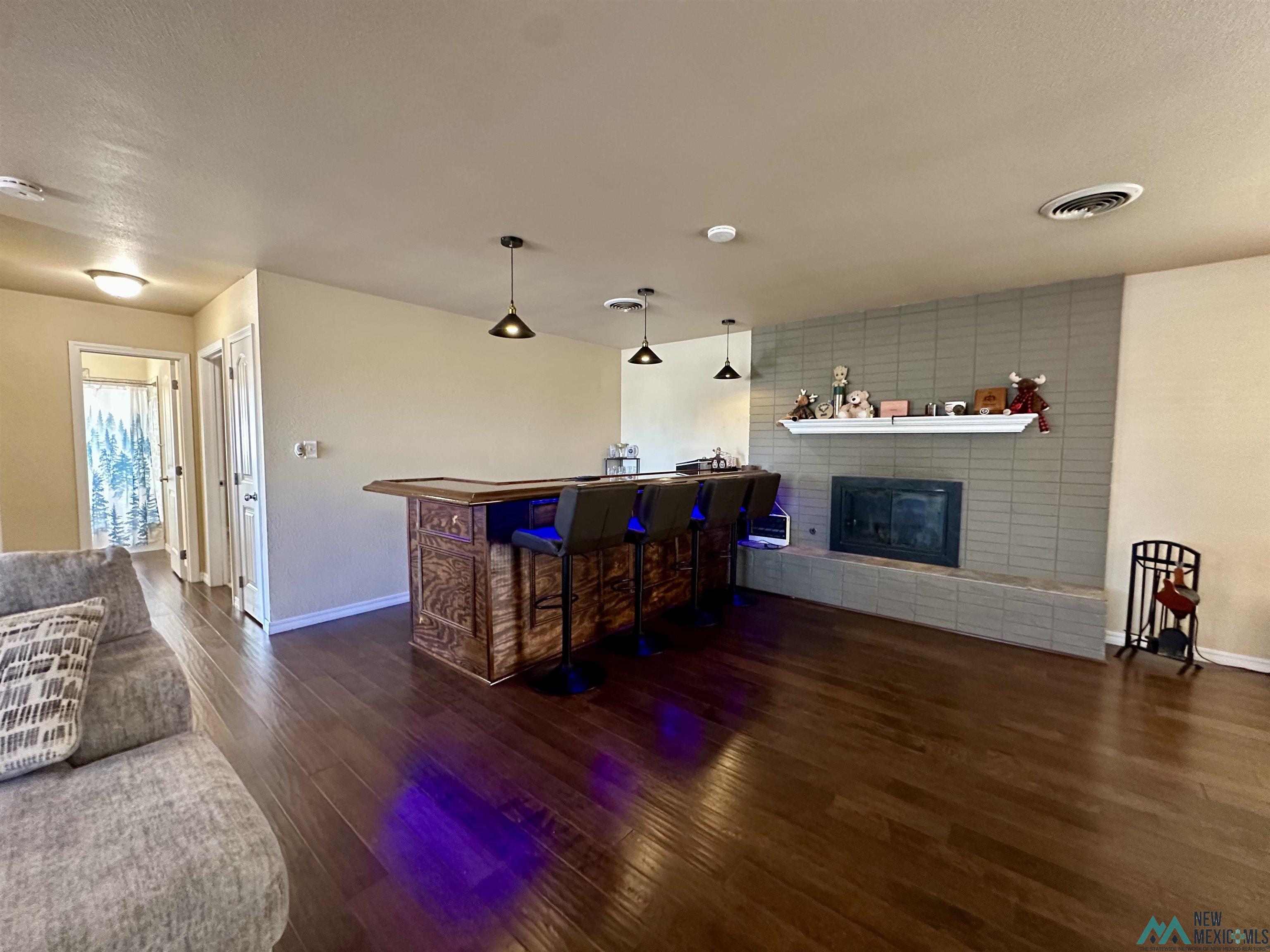 1109 Lexington Road