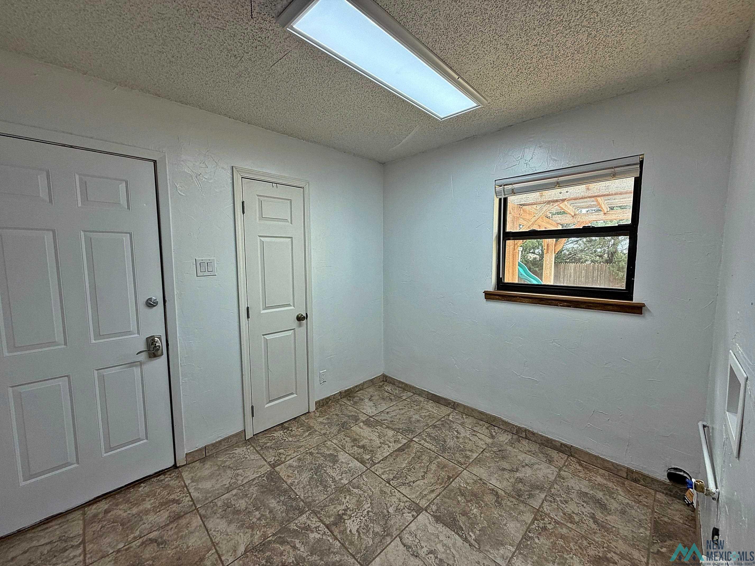 514 Curry Road D Road