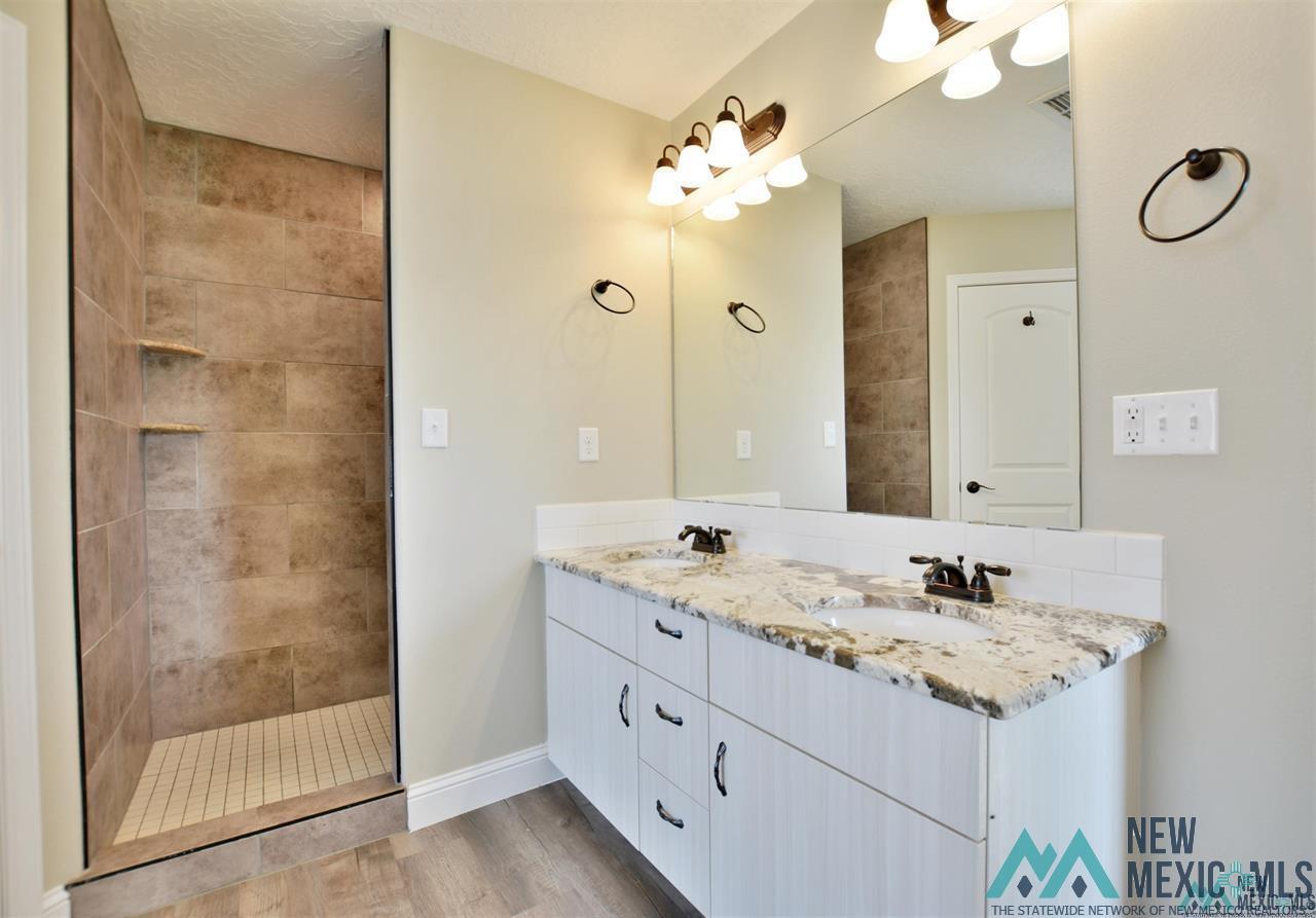 2124 Roadrunner Drive