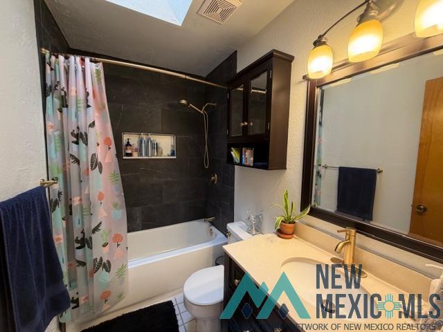2101 Country Meadows Drive