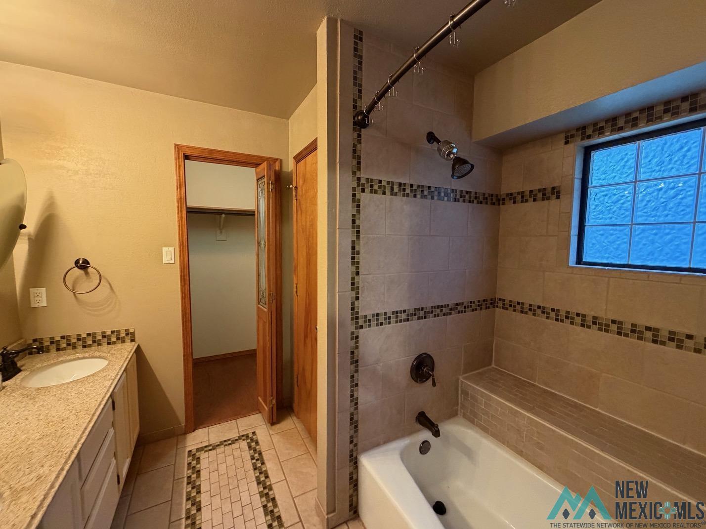 2101 Country Meadows Drive