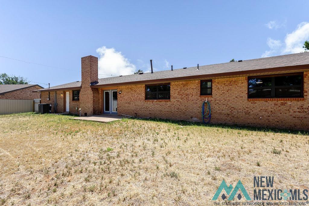 1201 W Yucca Drive