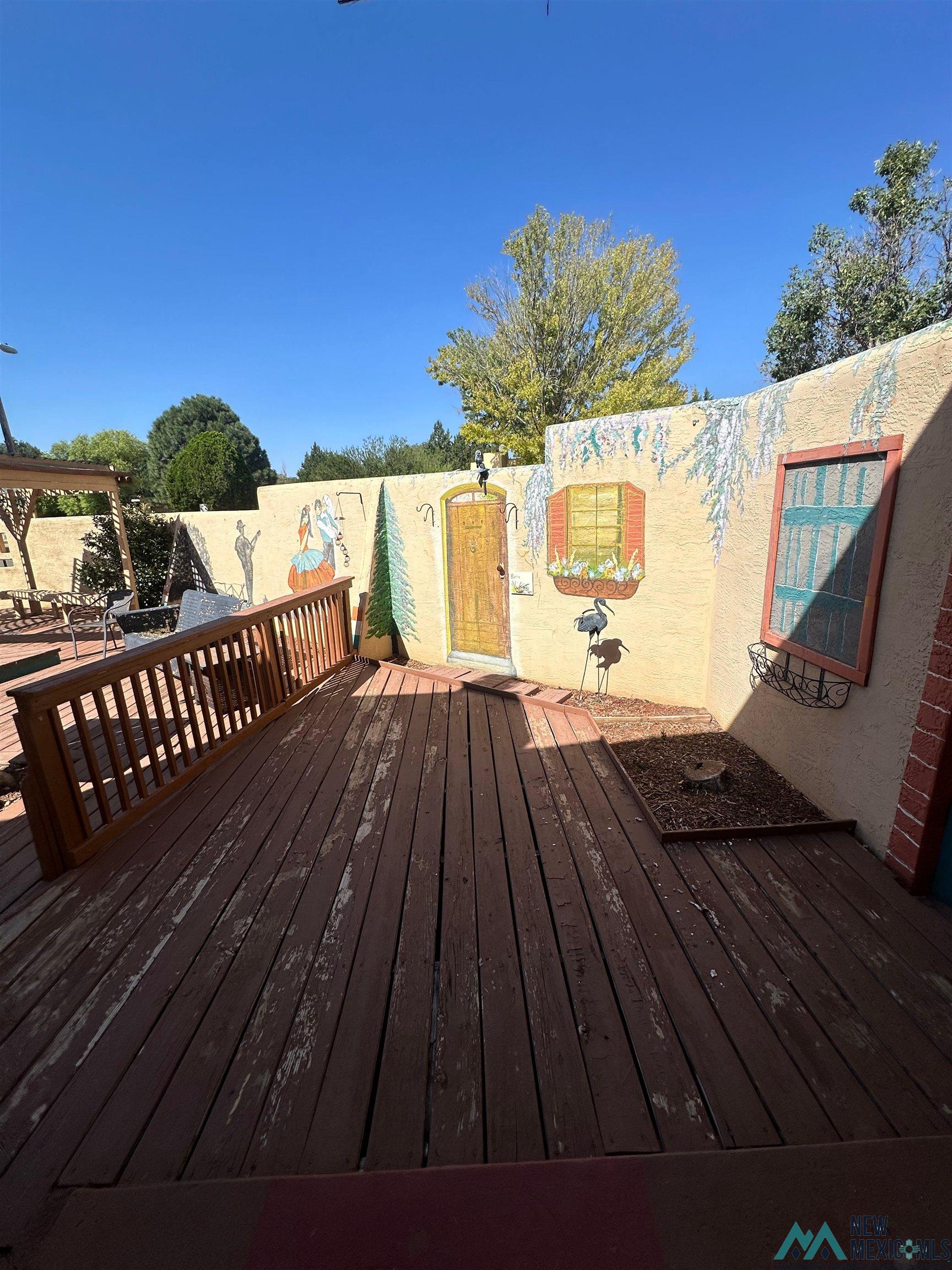31 Paseo Village