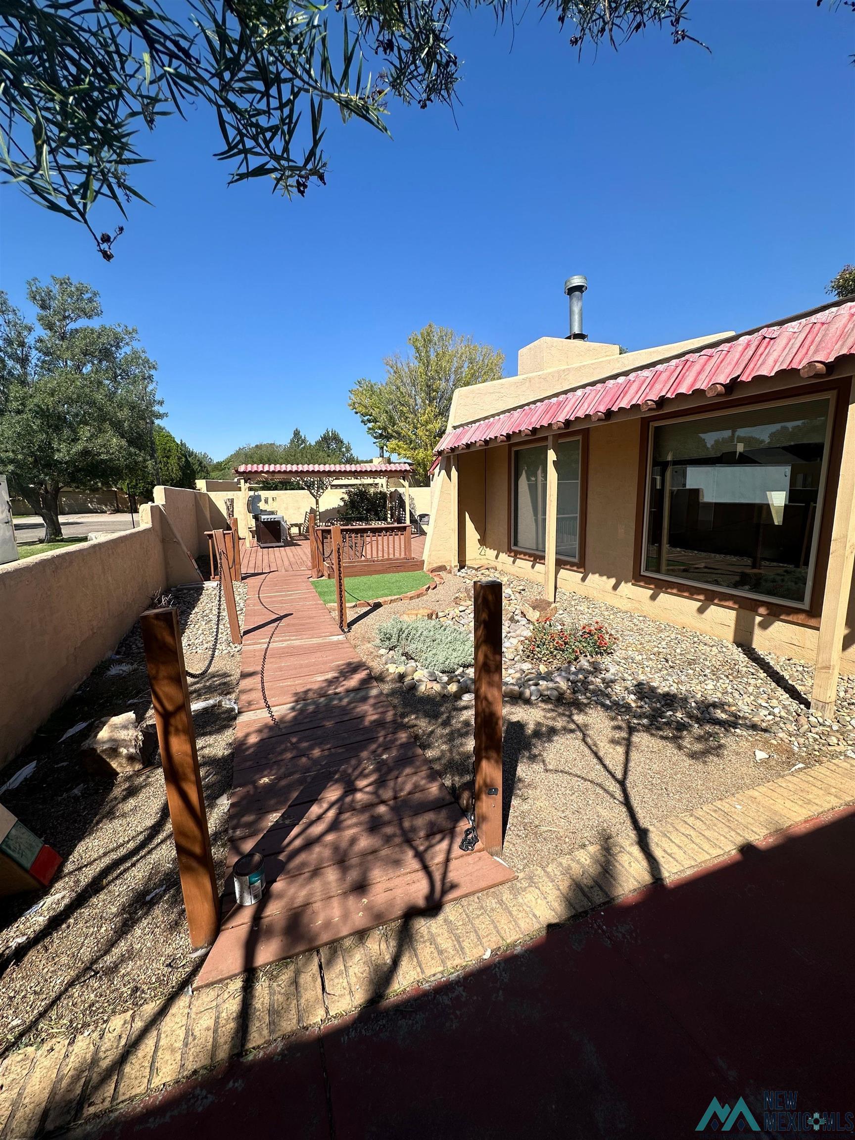 31 Paseo Village