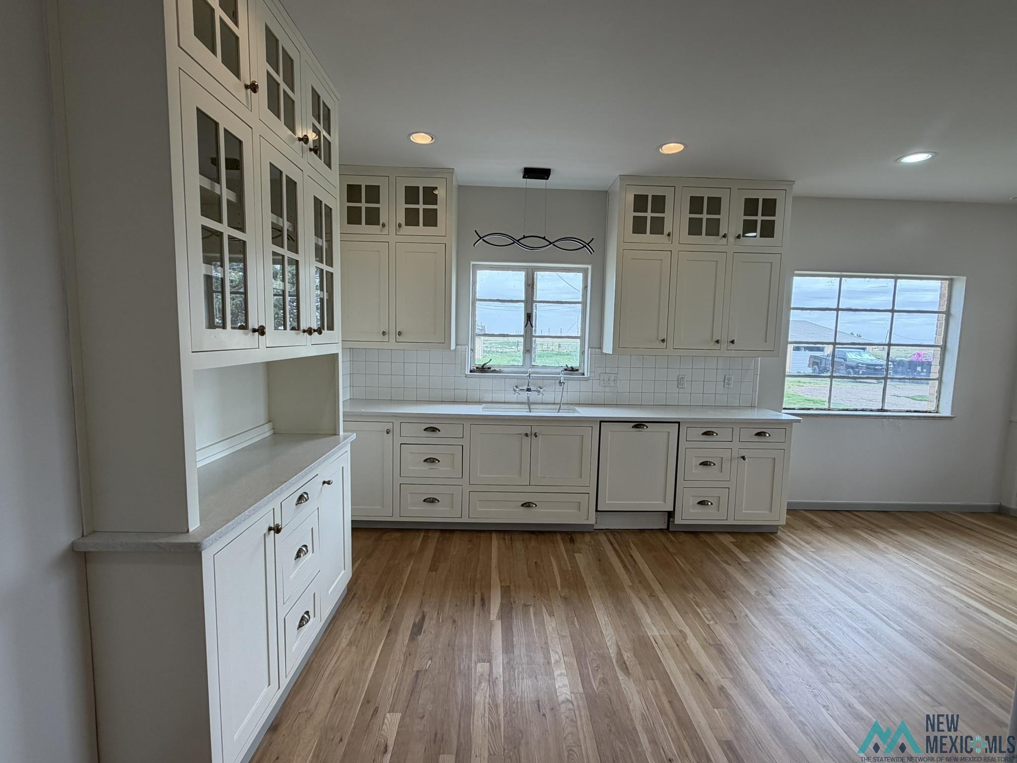 570 Curry Road 10 Road