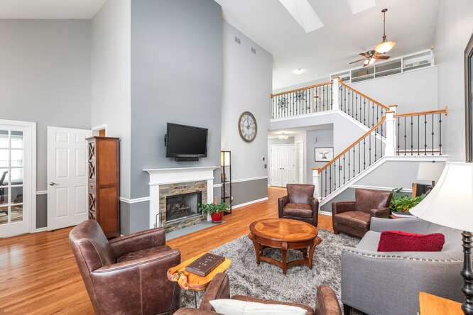 1480 Aberdeen Court Unit: 1480